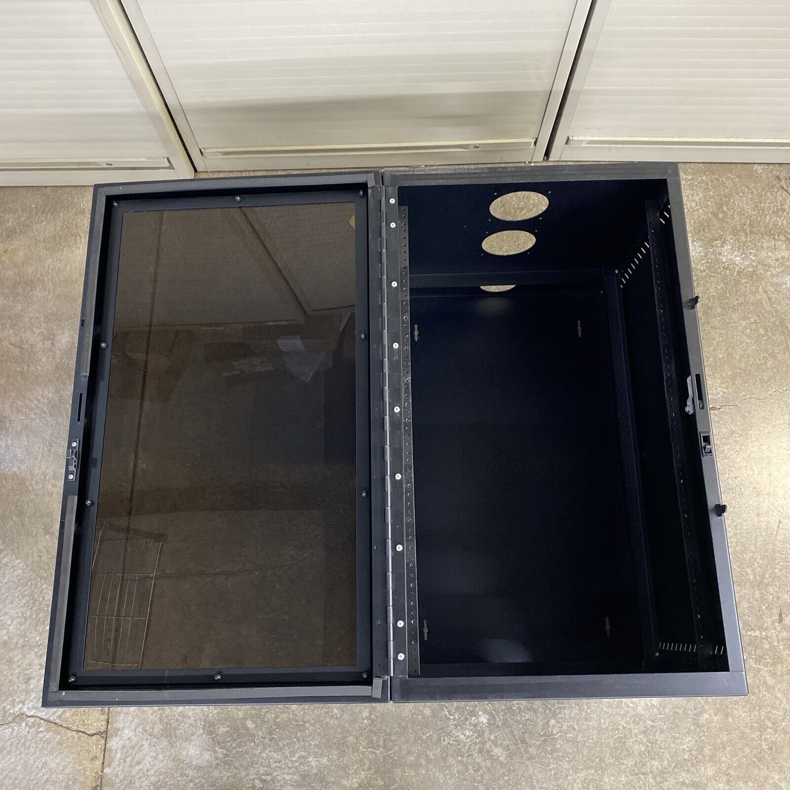 Great Lakes Tinted See-Through Short Server Rack Unit 36"x24"x21"