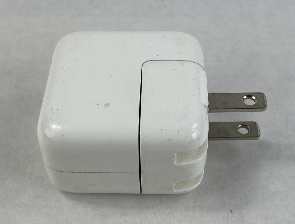 Apple 10W USB Power Adapter Lot of 6