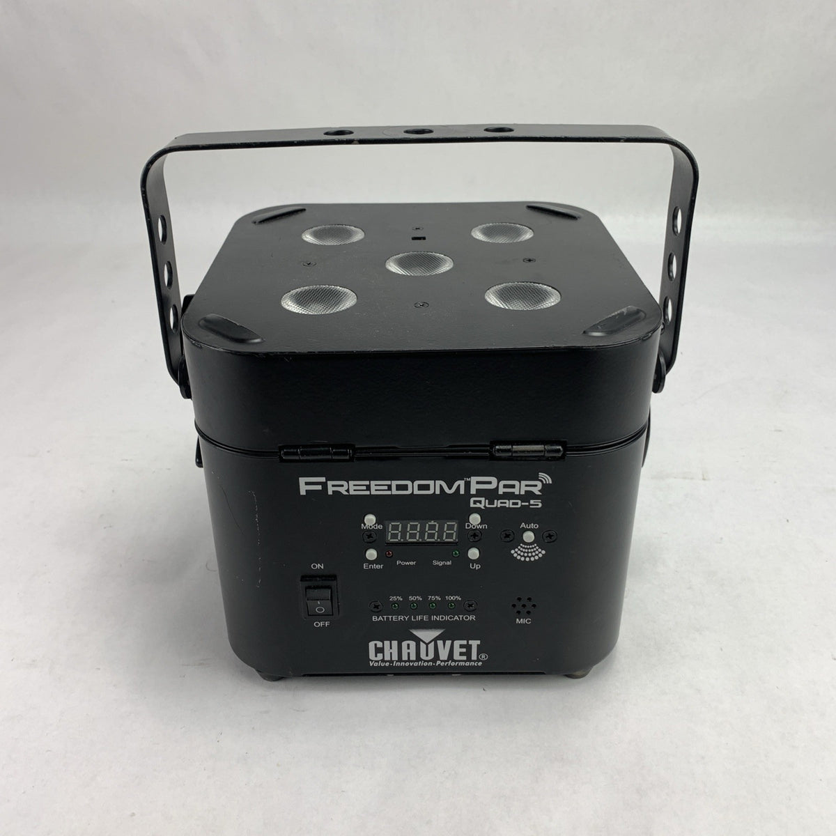 Chauvet DJ Freedom Par Quad-5 240V 116W Battery Power Wireless LED Wash Uplight1