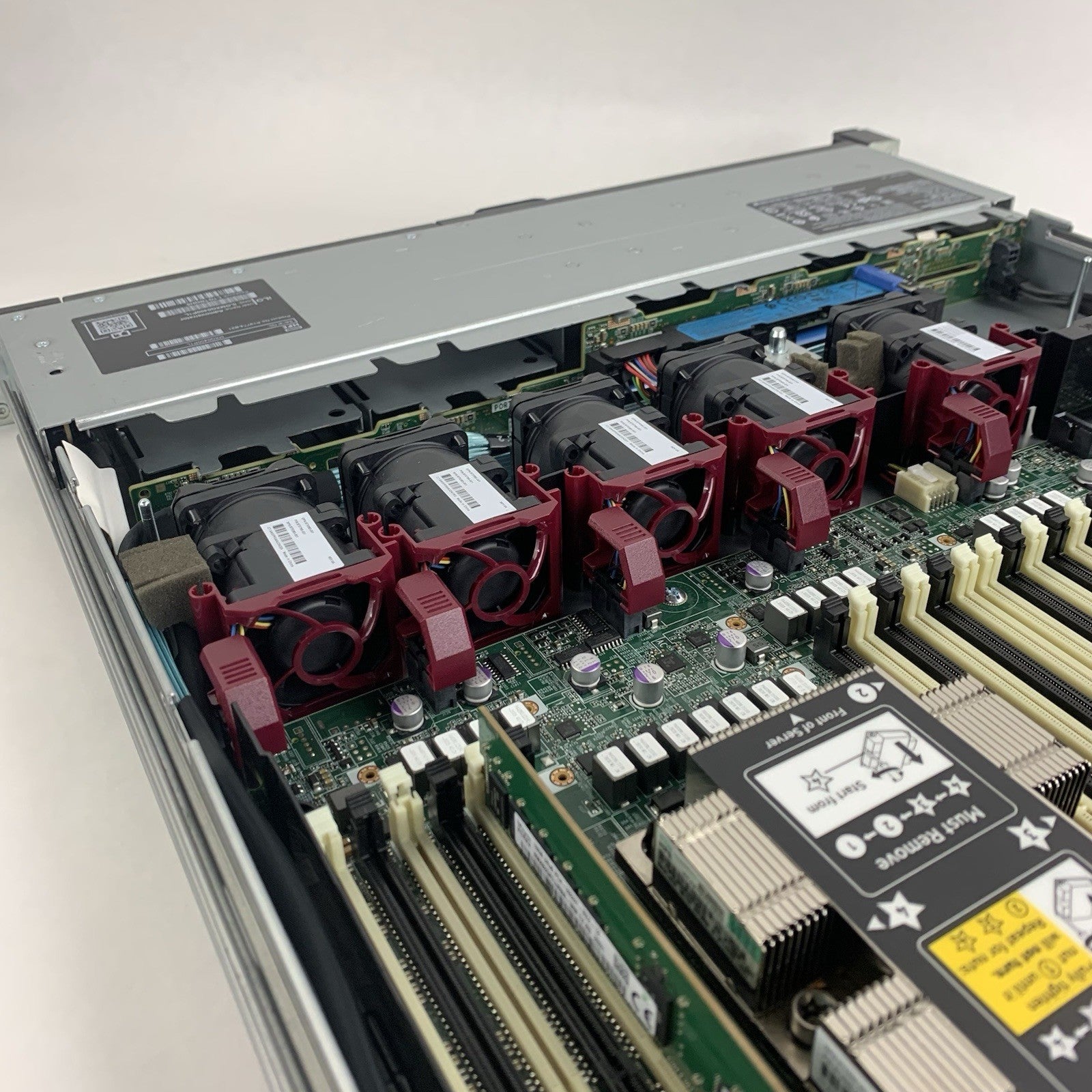 HP Proliant DL360 Gen10 Server 1x Silver 4208 2.1 GHz 16 GB Ram No OS No HDD11