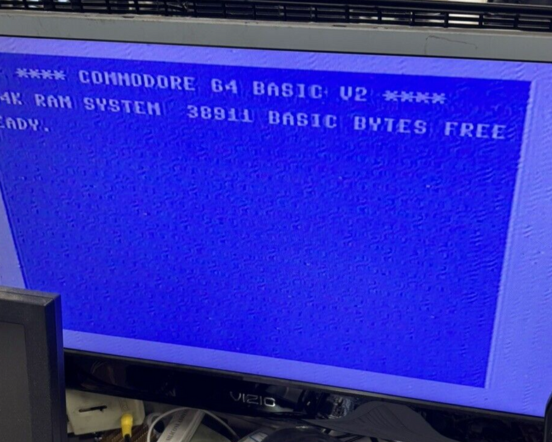 Commodore 64 64C Computer System Boots w/PSU, NKP Deluxe Keypad, and Manuals