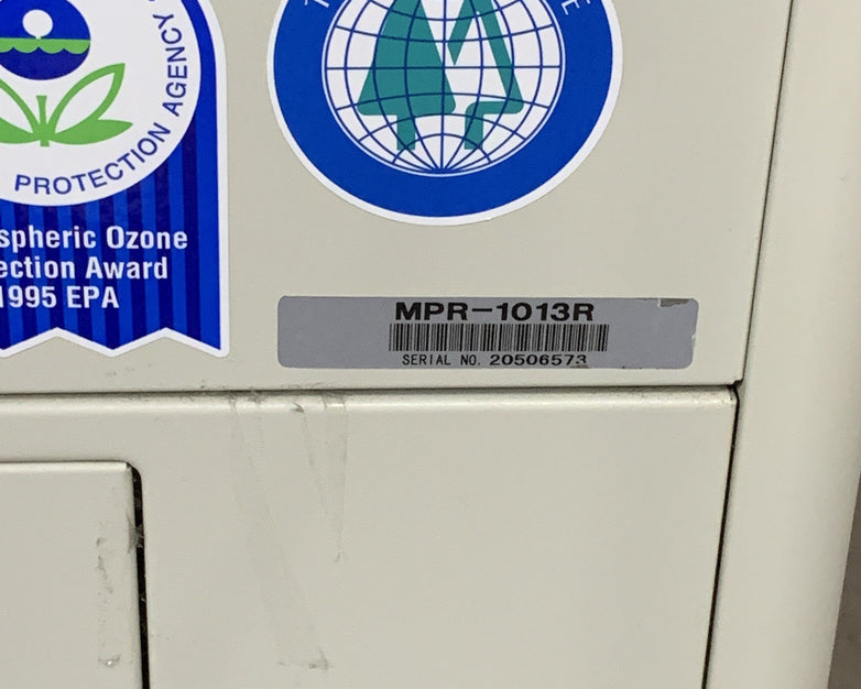 Sanyo MPR-1013r Medicool Pharmaceutical Refrigerator 1034L 115V Powers Cools