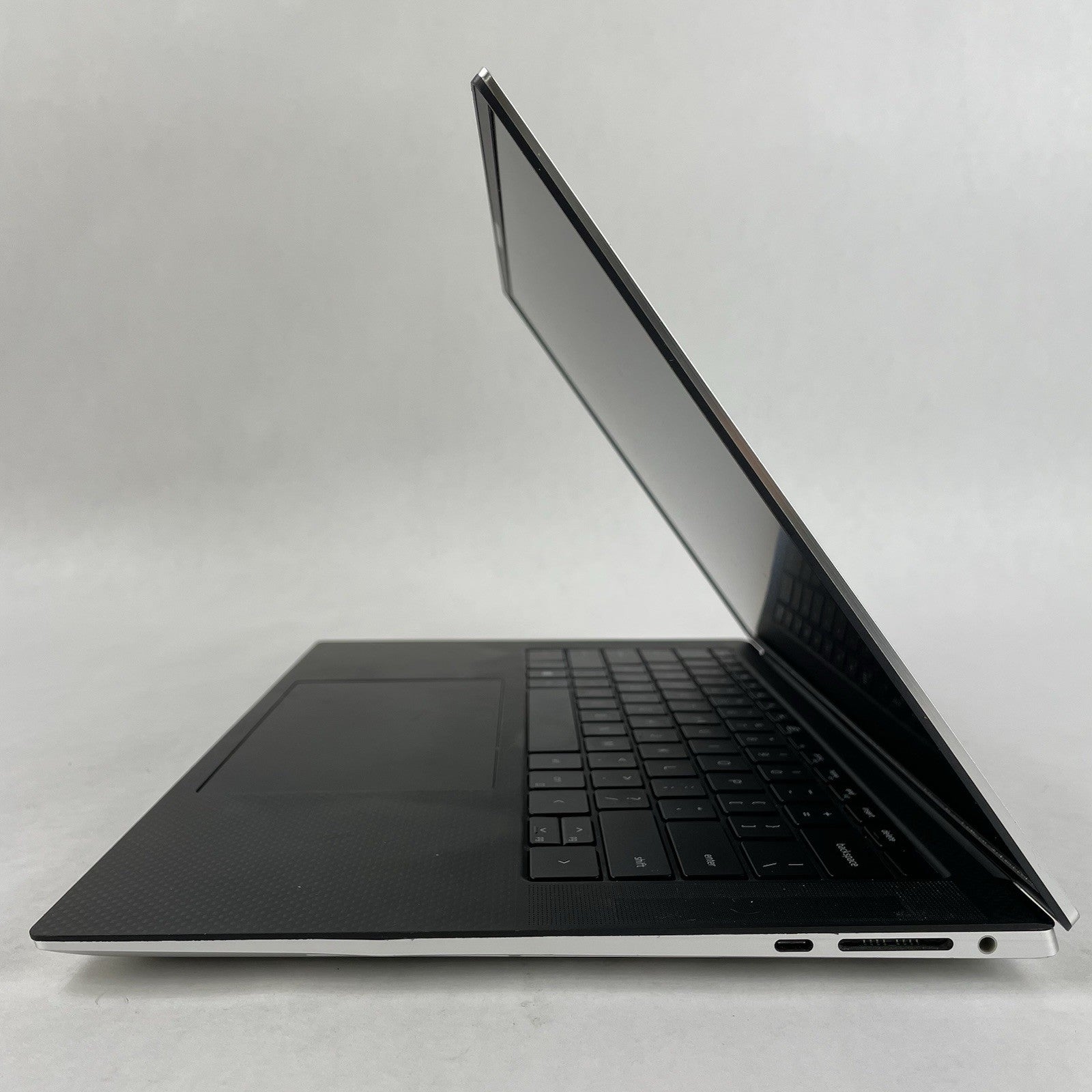 Dell XPS 15 9520 15.6" i7-12700H 2.27 GHz 16 GB RAM RTX 3060TI No SSD/OS/AC6