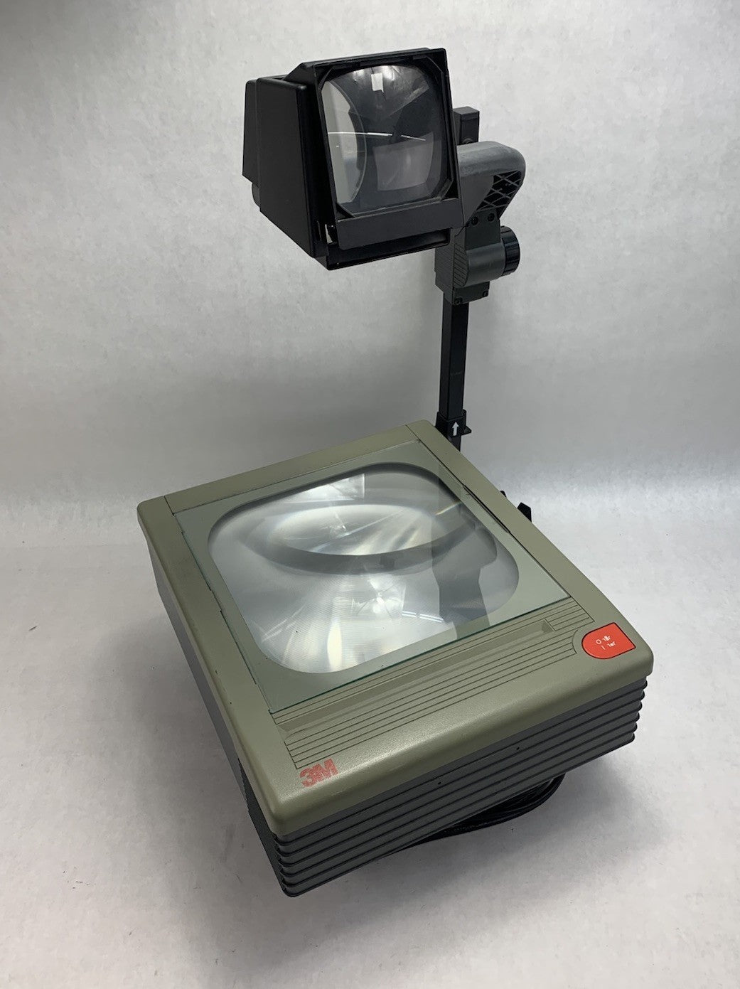 3M 9000AJE 9060 Overhead Projector - Tested1