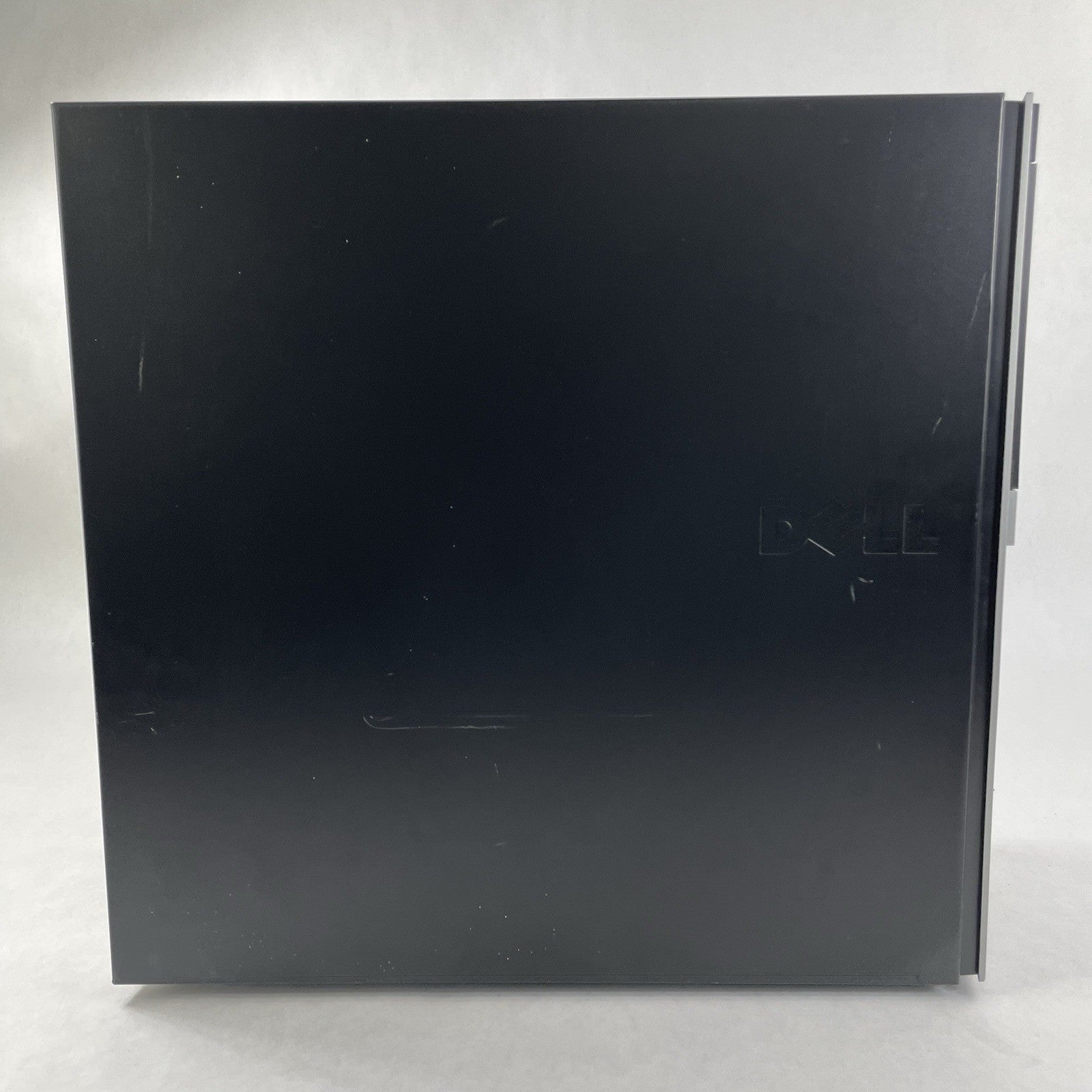 Dell Optiplex 960 MT Core 2 Quad Q9400 2.66 GHz 4 GB RAM No HDD/OS6
