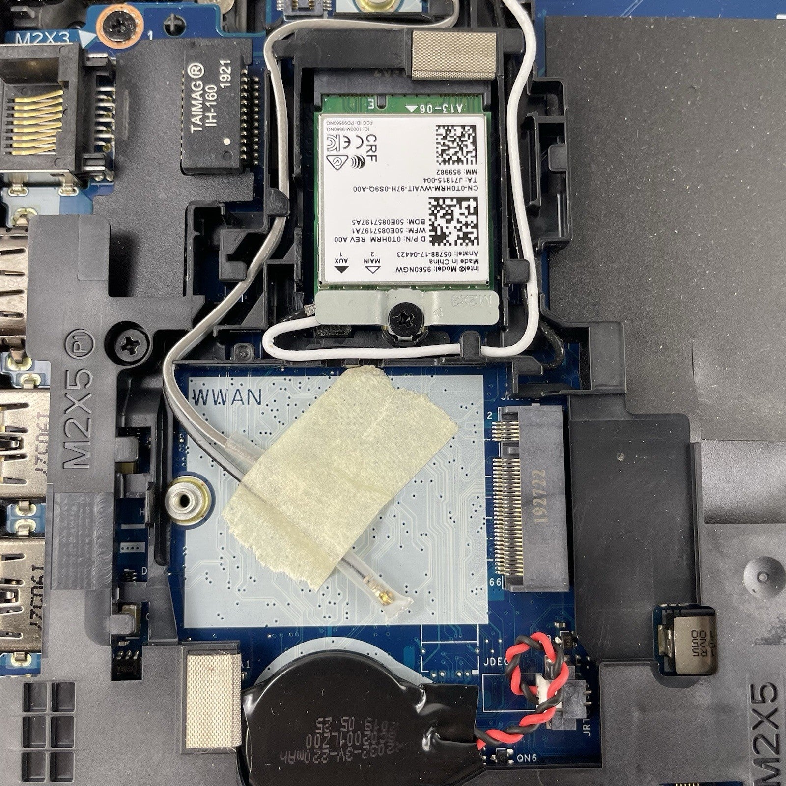 Dell Latitude 5500 15.6" i5-8265U 1.60 GHz 8 GB RAM No SSD/OS/AC21