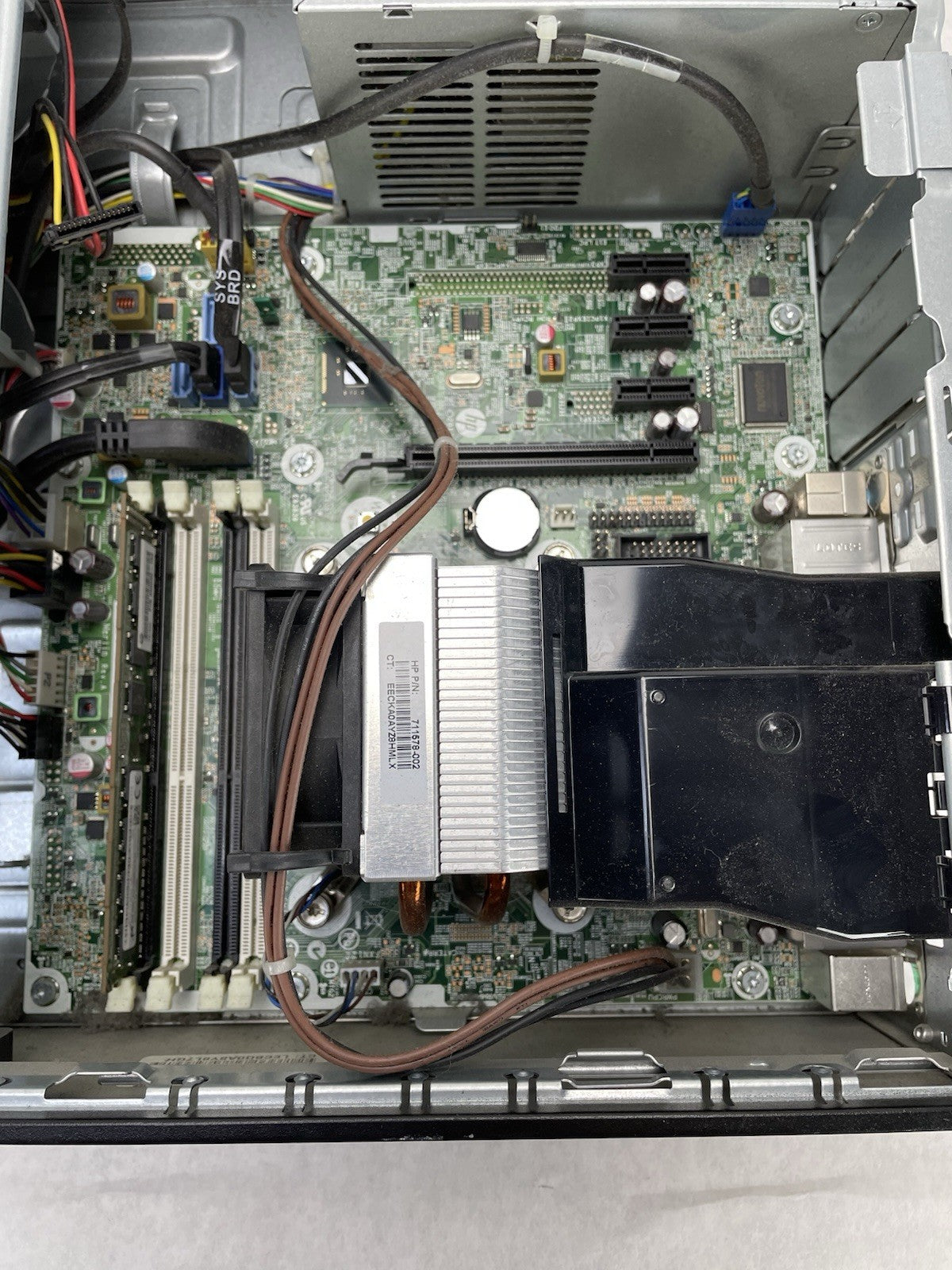 HP ProDesk 600 G1 SFF Intel Core i3-4160 3.00 GHz 4 GB RAM DVDRW No HDD No OS