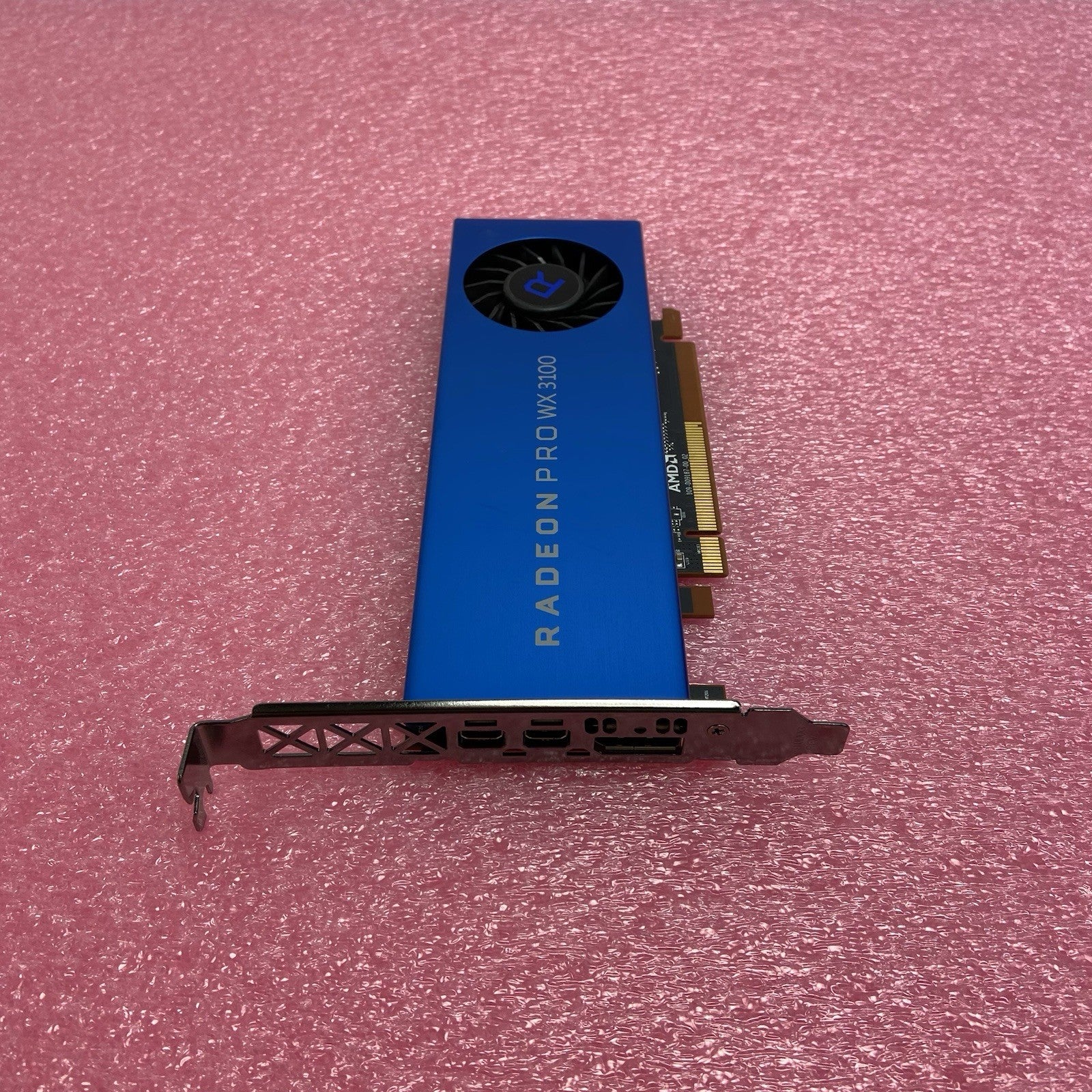 Radeon Pro WX 3100 PCIe x16 4GB GDDR5 Full Height Graphics Card 190-D09187-00_023