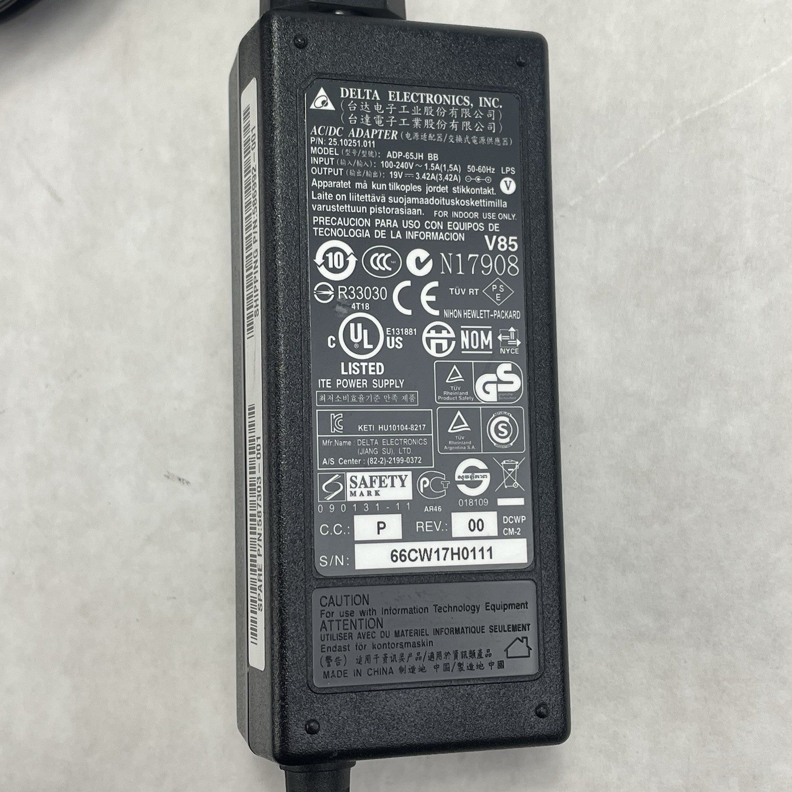 Delta Electronics ADP-65JH BB AC/DC Adapter 19V 3.42A Lot of 104