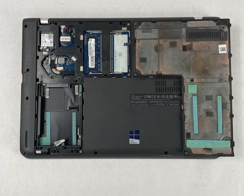 Lenovo ThinkPad E460 Core i5-6200U 2.30 GHz 4 GB RAM 14" No HDD No OS No AC