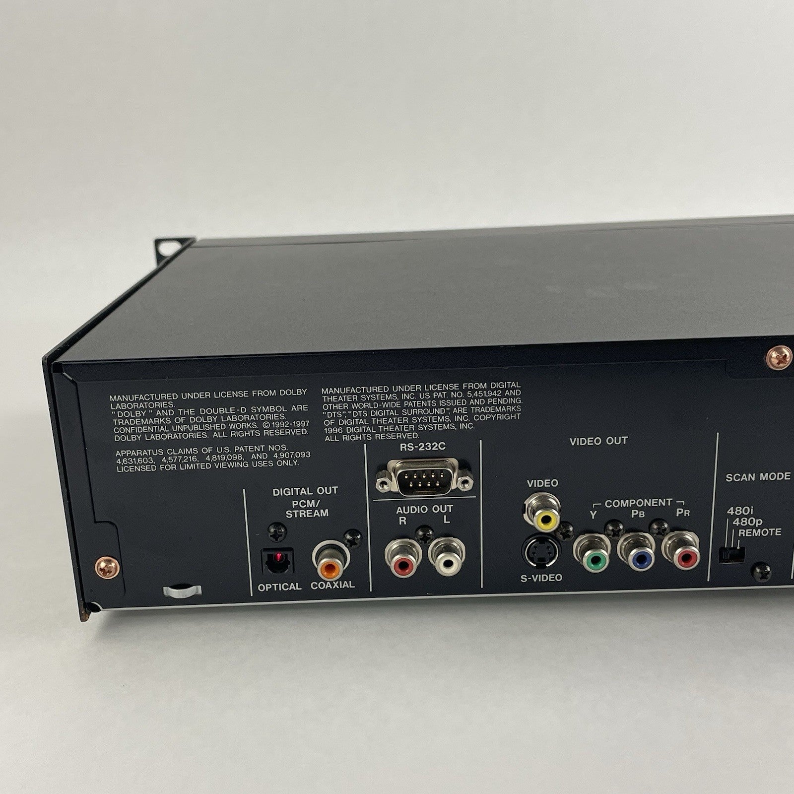 Tascam DV-D6500 Professional Digital DVD Player8