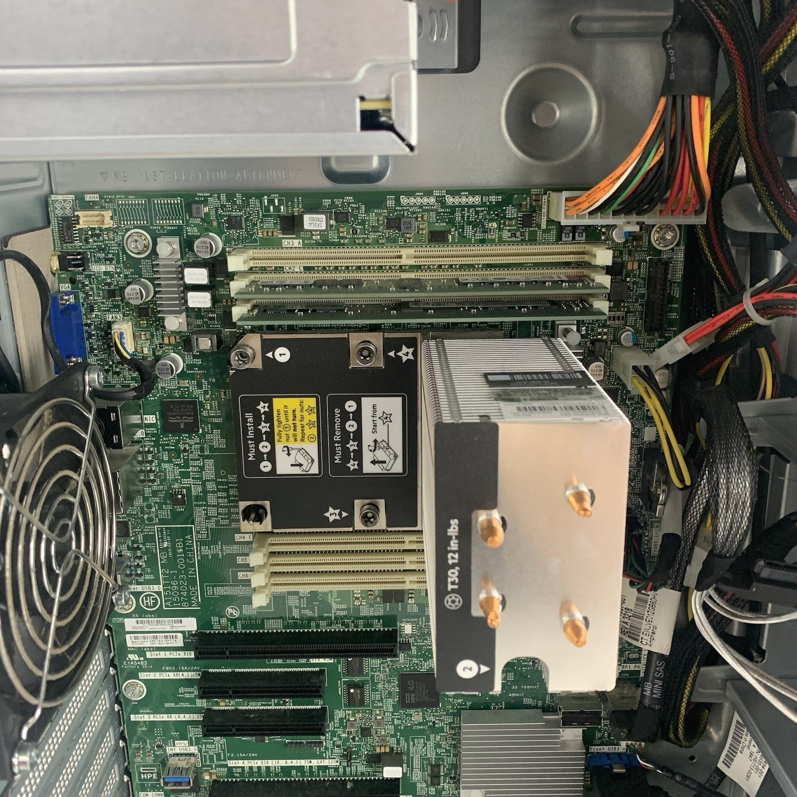 HP ML110 Gen10 8xSFF Server 1x Bronze 3104 1.7 GHz 24 GB Ram No HDD No OS16