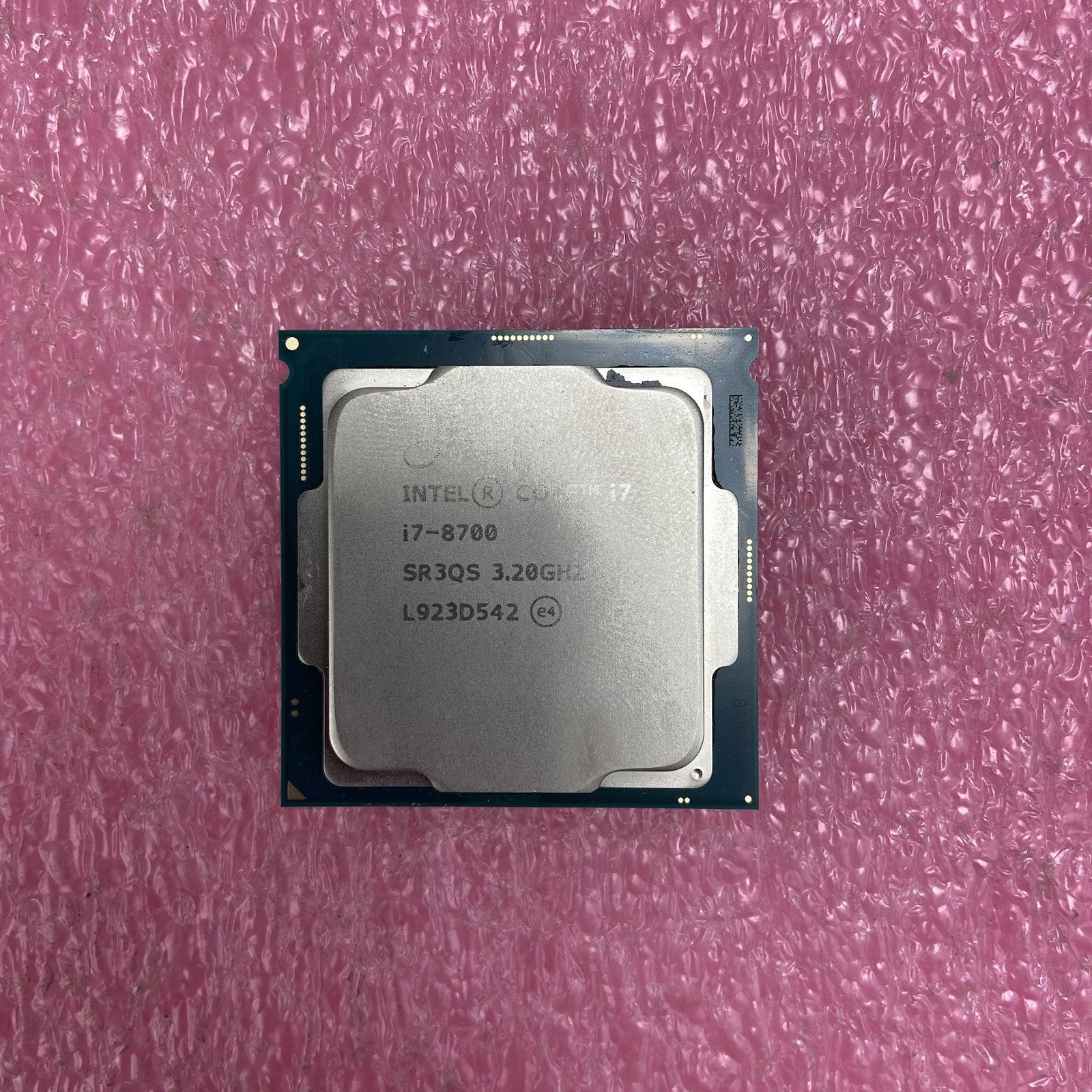 Intel Core i7-8700 SR3QS 3.2GHz Dsktop CPU5