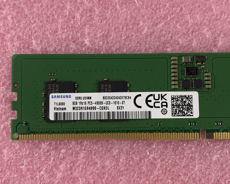 Samsung 8 GB M323R1GB4BB0-CQK0L PC5-38400 DDR5-4800 UDIMM Computer Memory RAM