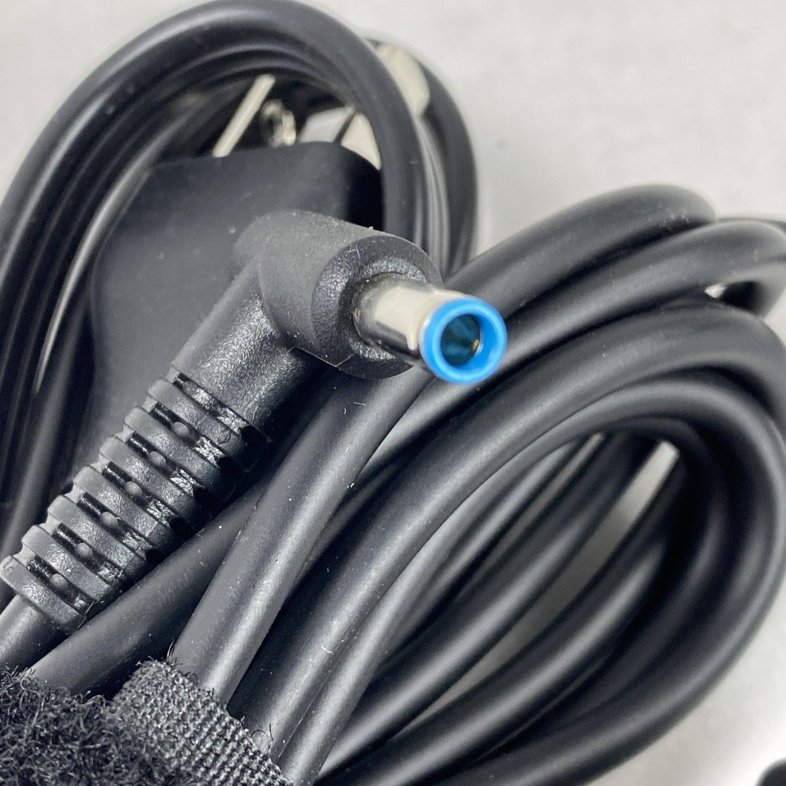 HP TPN-CA14 L25296-002 45W 19.5V 2.31A AC Adapter Blue Tip (Lot of 5)