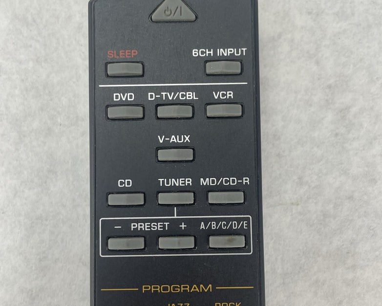 Yamaha V829490 Remote Control Untested OEM
