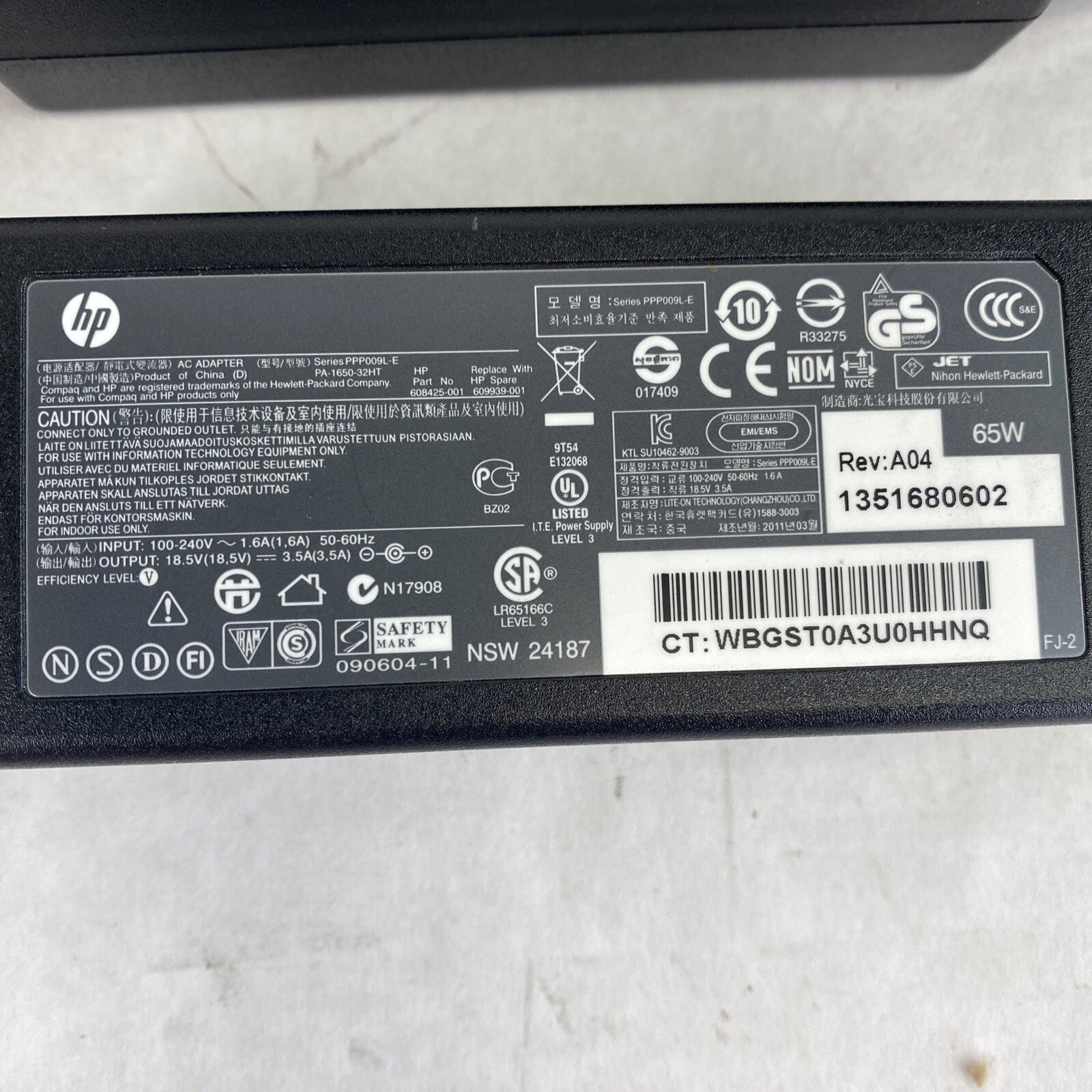 Genuine HP AC Power Adapter 608425-001 609939-001 18.5V 3.5A 65W Lot of 4