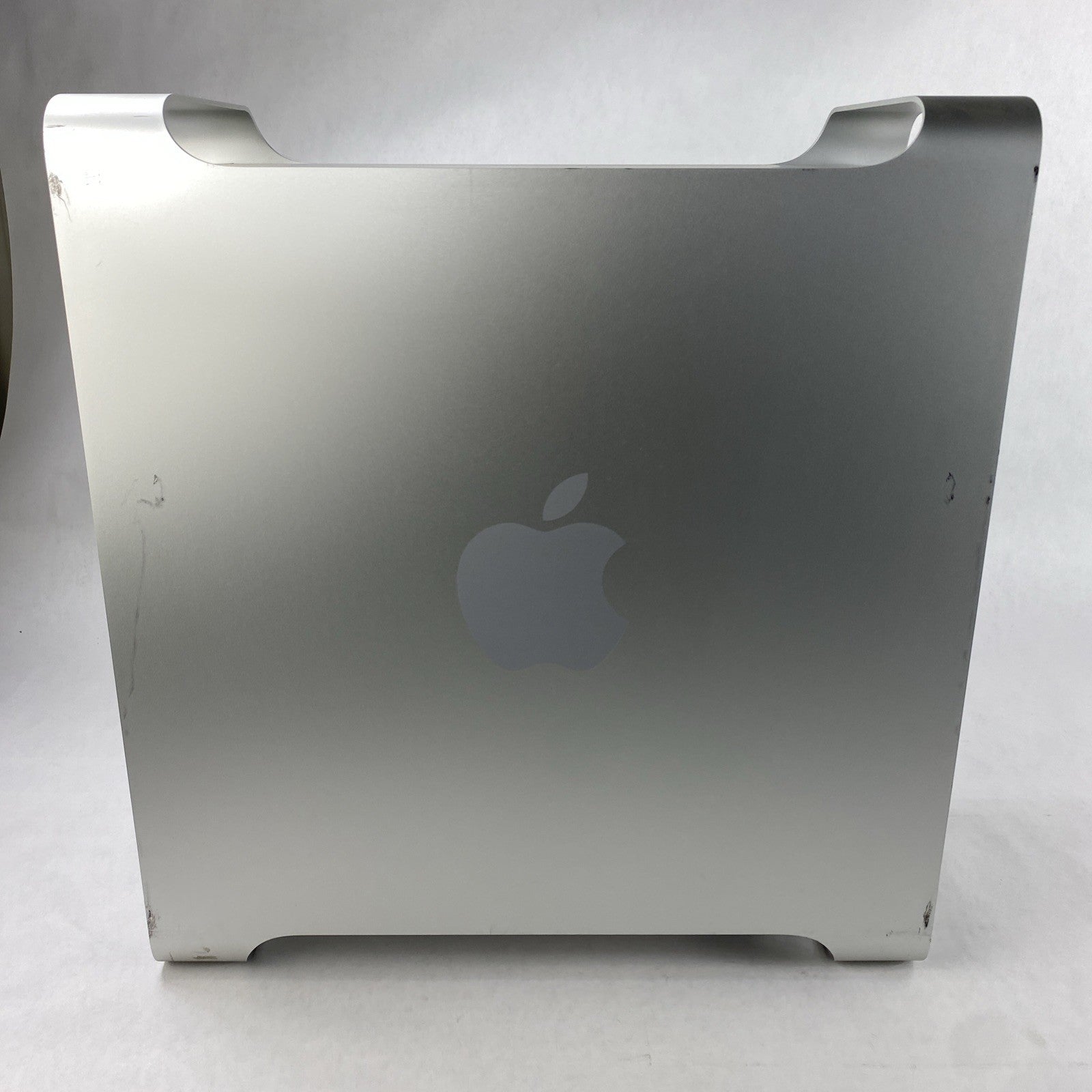 Apple Mac Pro A1289 2009 Xeon W3540 2.93GHz 6GB RAM 640GB HDD os10.11.6 No GPU5