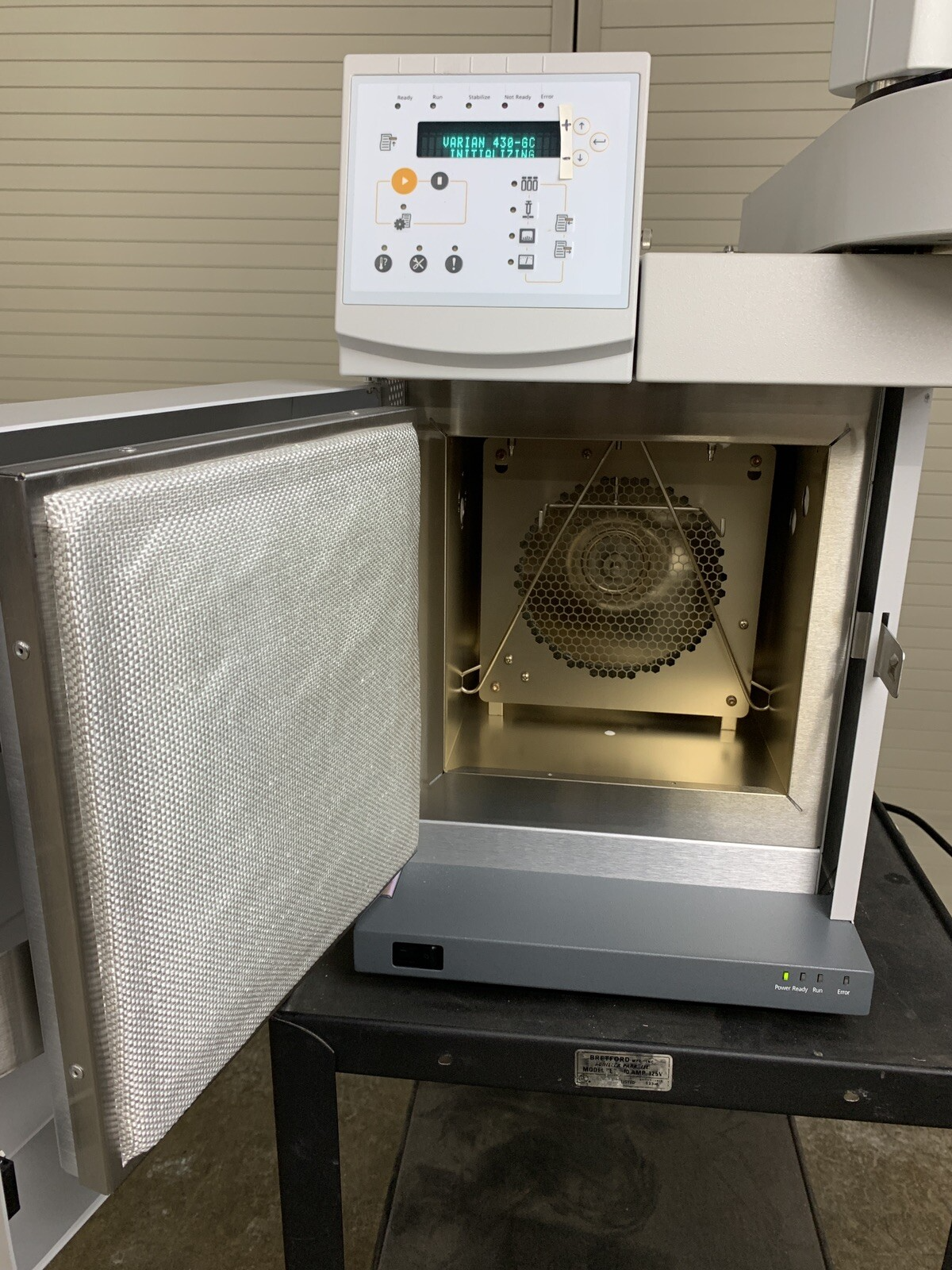 Bruker 430-GC Gas Chromatograph w/ Varian CP8400 Autosampler Powers Tested