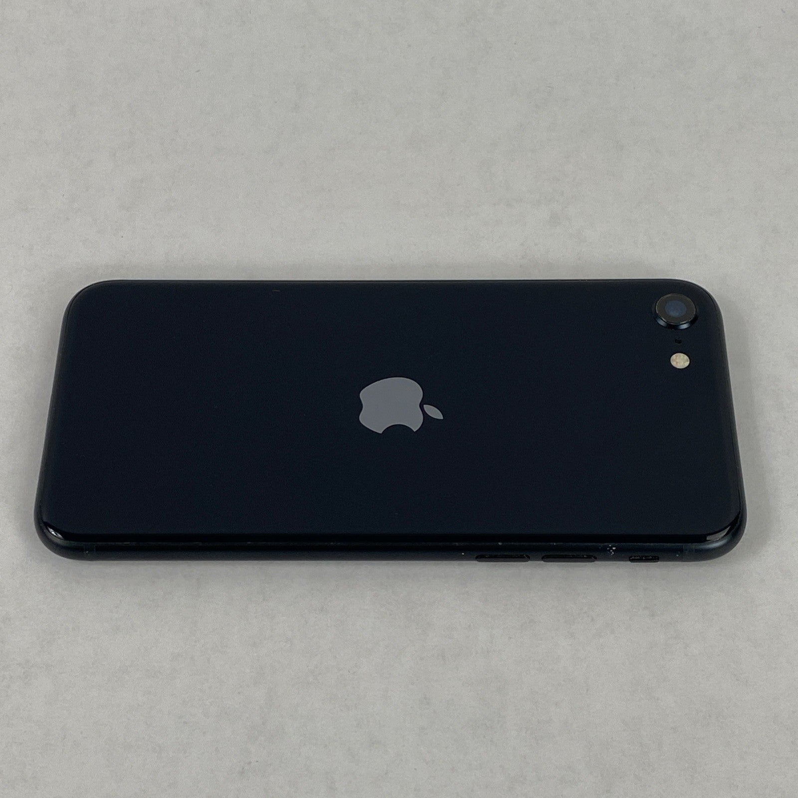 Apple iPhone SE 3 A2595 64GB T-Mobile 4.7" Midnight IOS 26.0.114