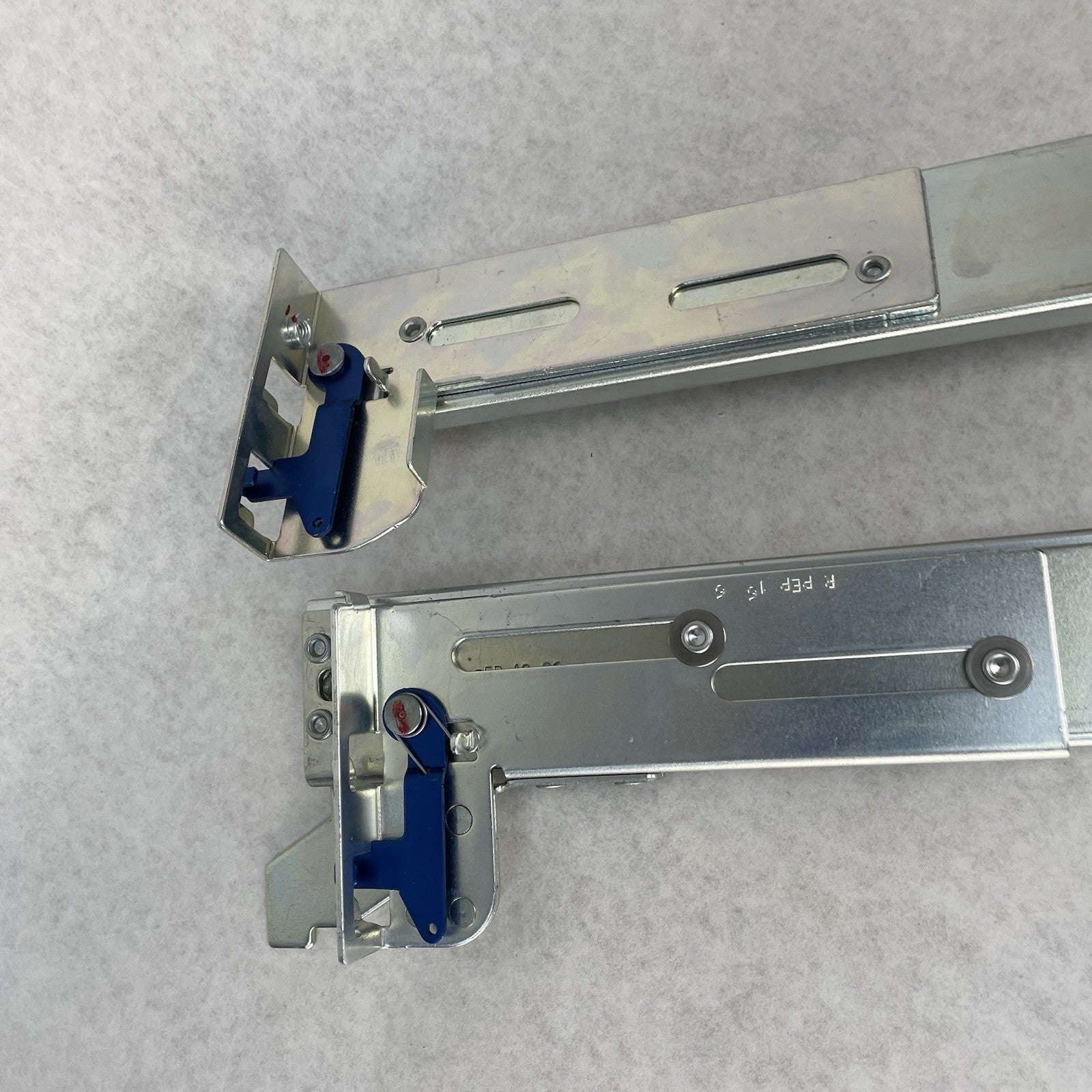 Dell Rack Rail Kit Rack Rails 0Y4971 0Y4972 3M953 3M954 L & R