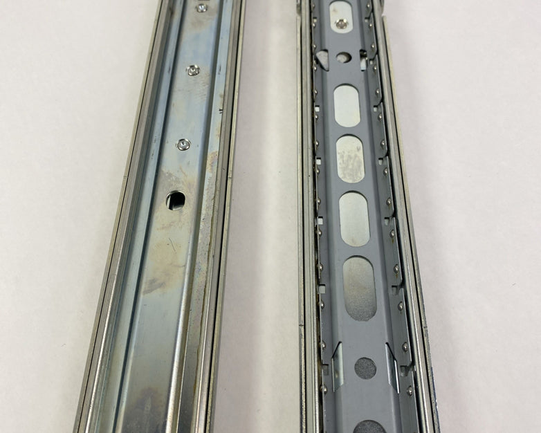 Accuride 042 009-400 03 1U/2U Server Workstation Rail Kit