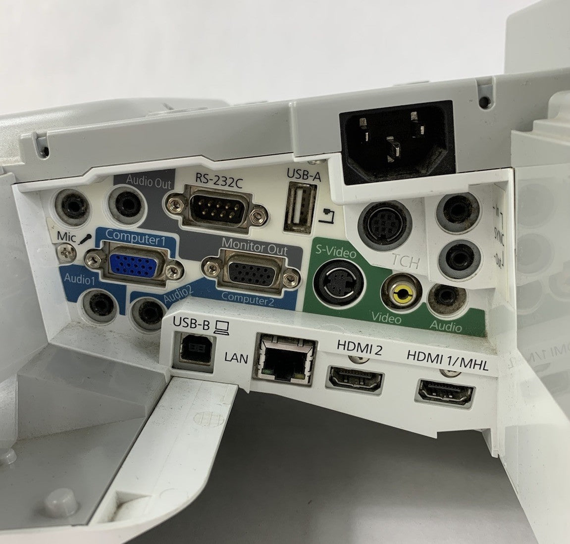 Epson BrightLink 595Wi H599A LCD Lamp Projector 3393 Lamp Hours - No Remote8