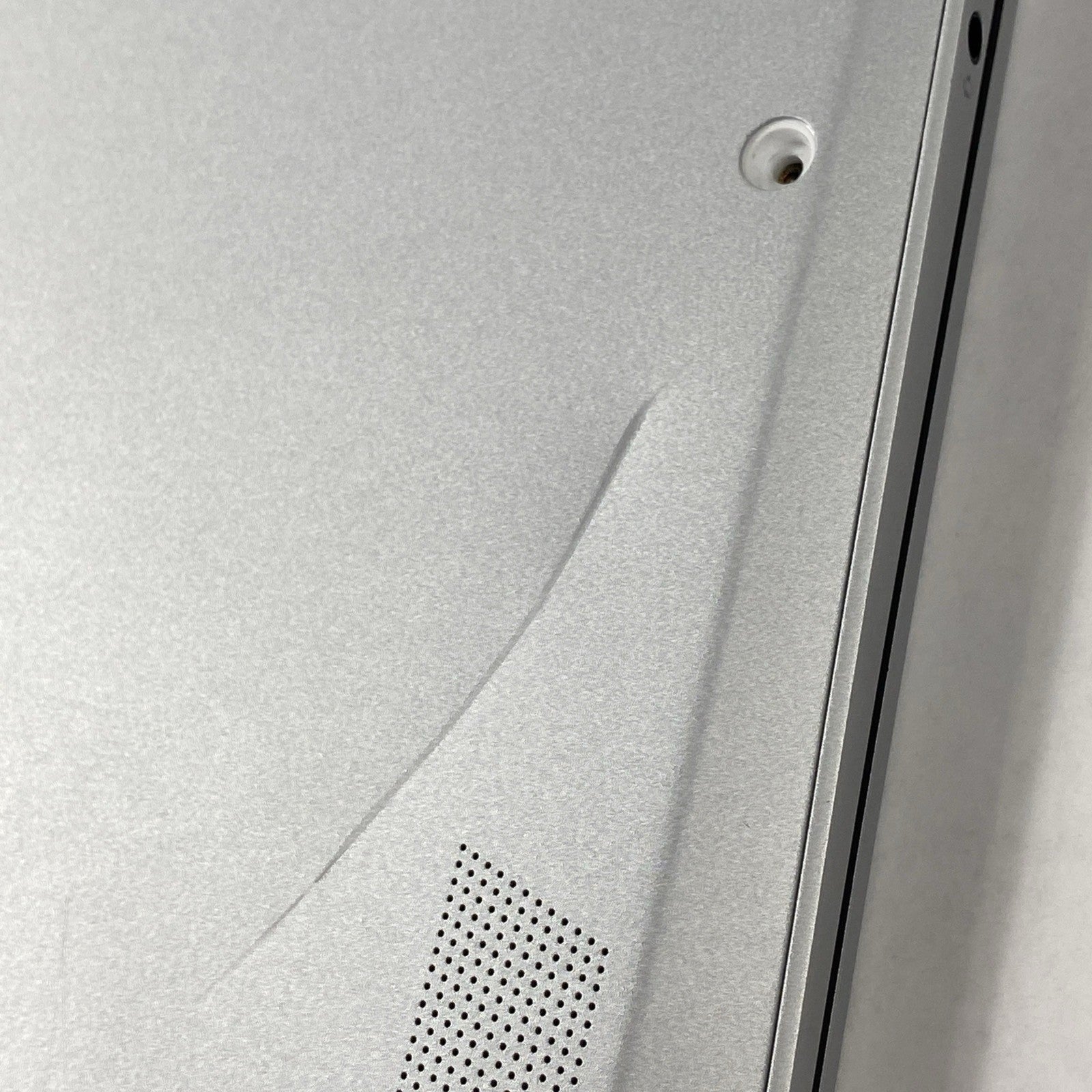 LG Gram 17Z90P-N.APS5U1 Intel Core i7-1165G7 2.8 GHz 16GB RAM 17" No SSD No OS