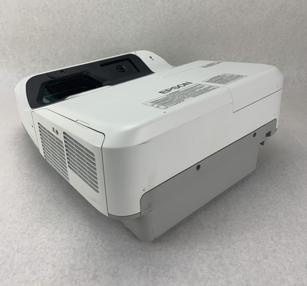 Epson PowerLite 695Wi H740A LCD Lamp Projector 938 Lamp Hours - No Remote0