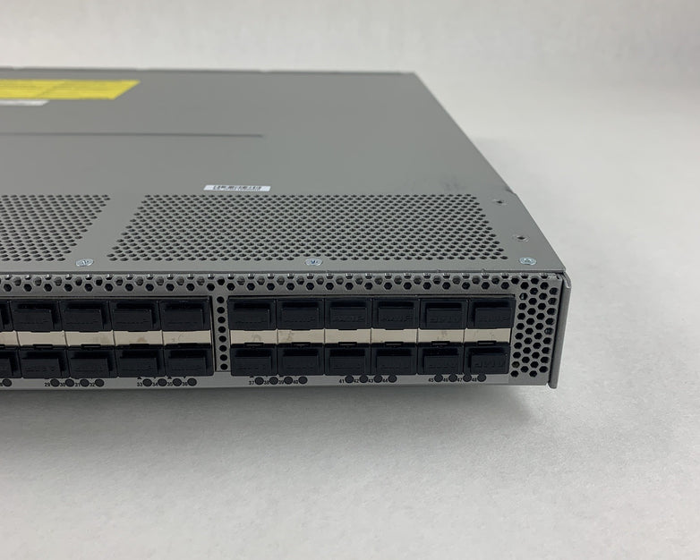 Cisco DS-C9148S-K9 MDS 9148S 16G Multilayer Fabric Switch Tested 2x Power Supply