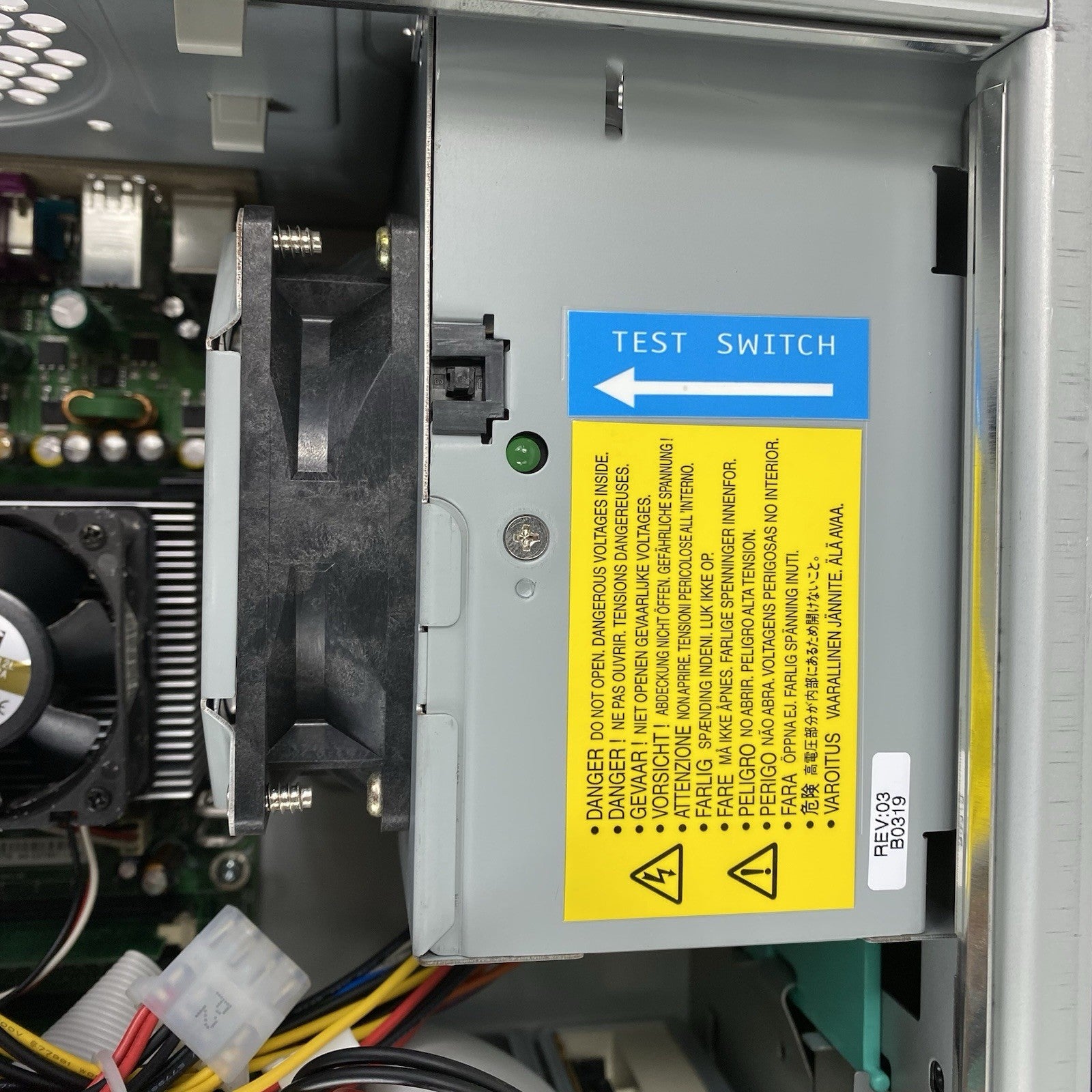 Gateway E-4100 MT Pentium 4 2.40GHz 512MB RAM No HDD No OS