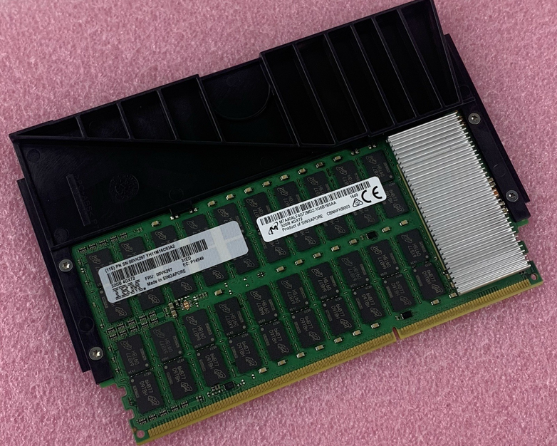 IBM 00VK297 MTA40ALF4G72MDZ-1G6B1B5AA 32 GB DDR4 Memory RAM 4GX72