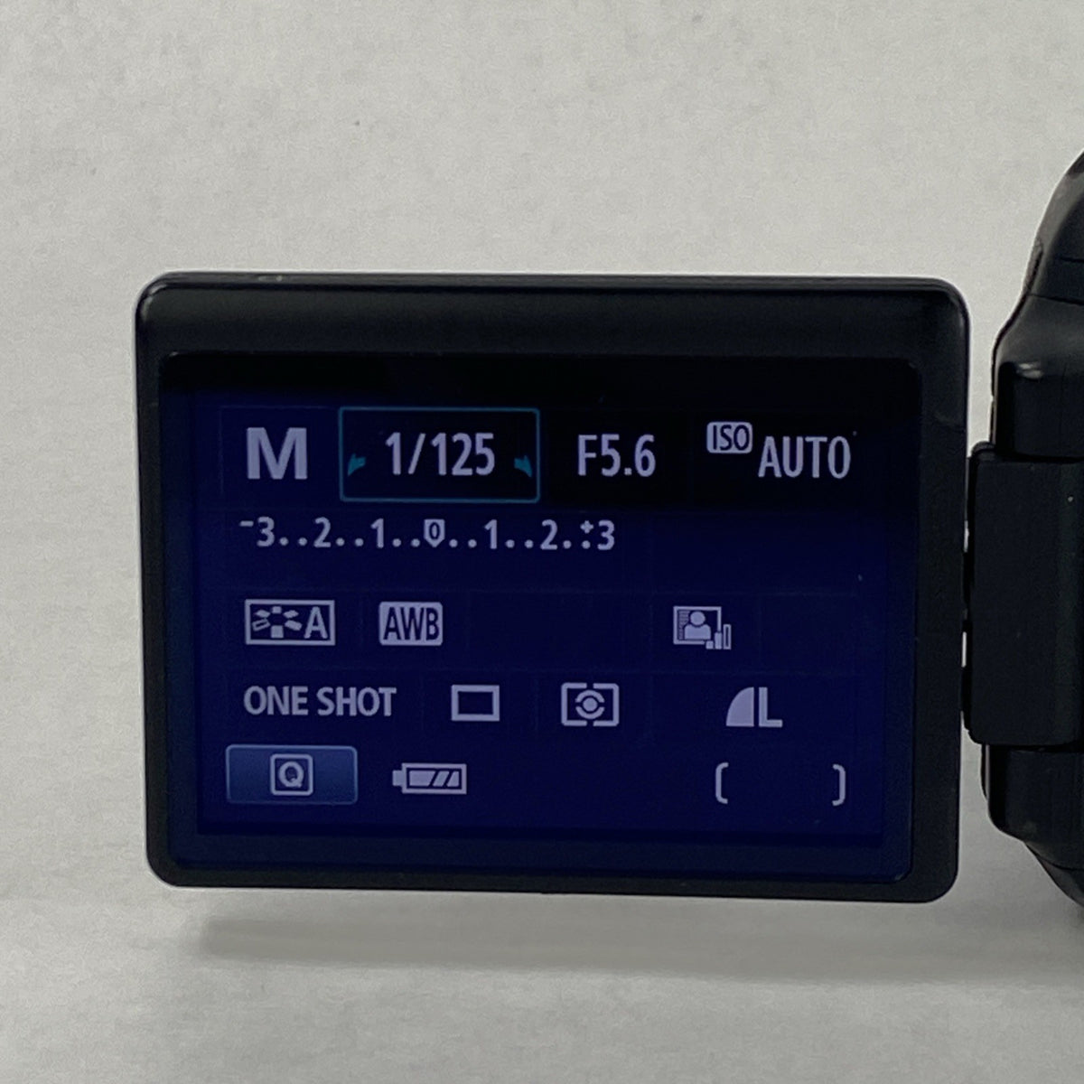 Canon DS126311 Camera EFS 18-55mm Macro 0.25m/0.8ft Zoom Lens w/Battery and Dock2