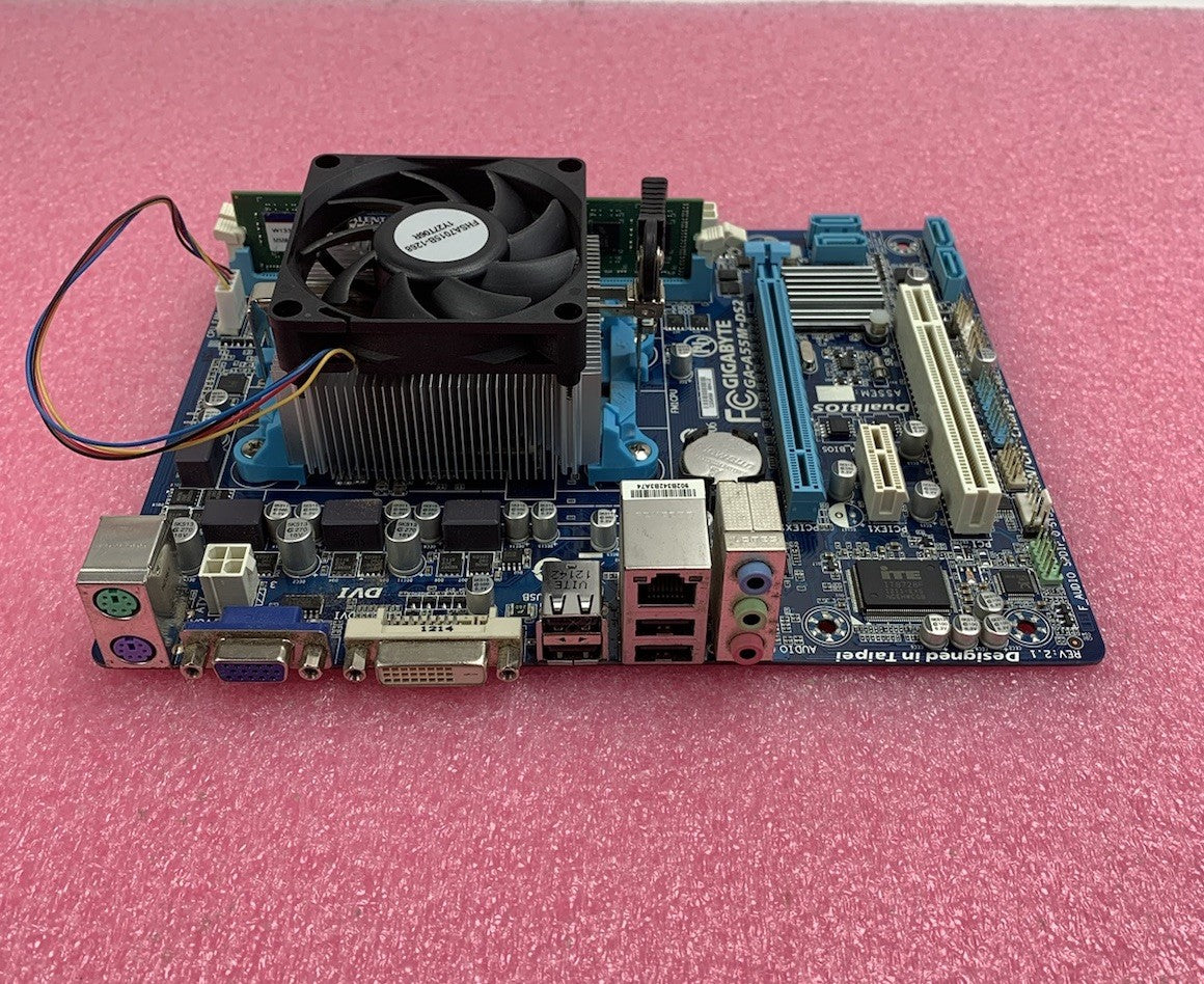 Gigabyte GA-A55M-DS2 Motherboard AMD A6-3670 2.7GHz 4GB RAM w/ Shield