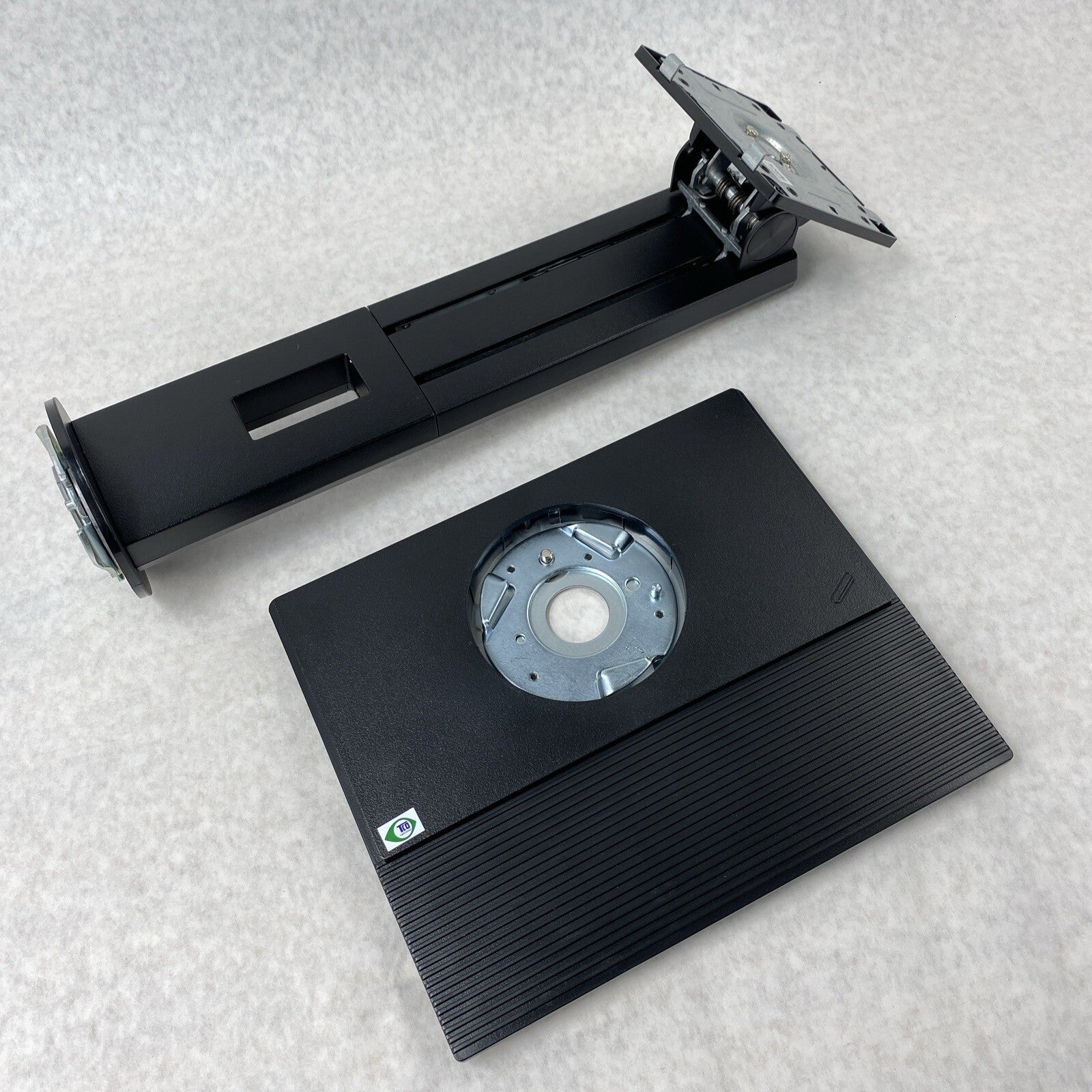 New Open Box Acer B246WL Widescreen LCD Monitor Stand