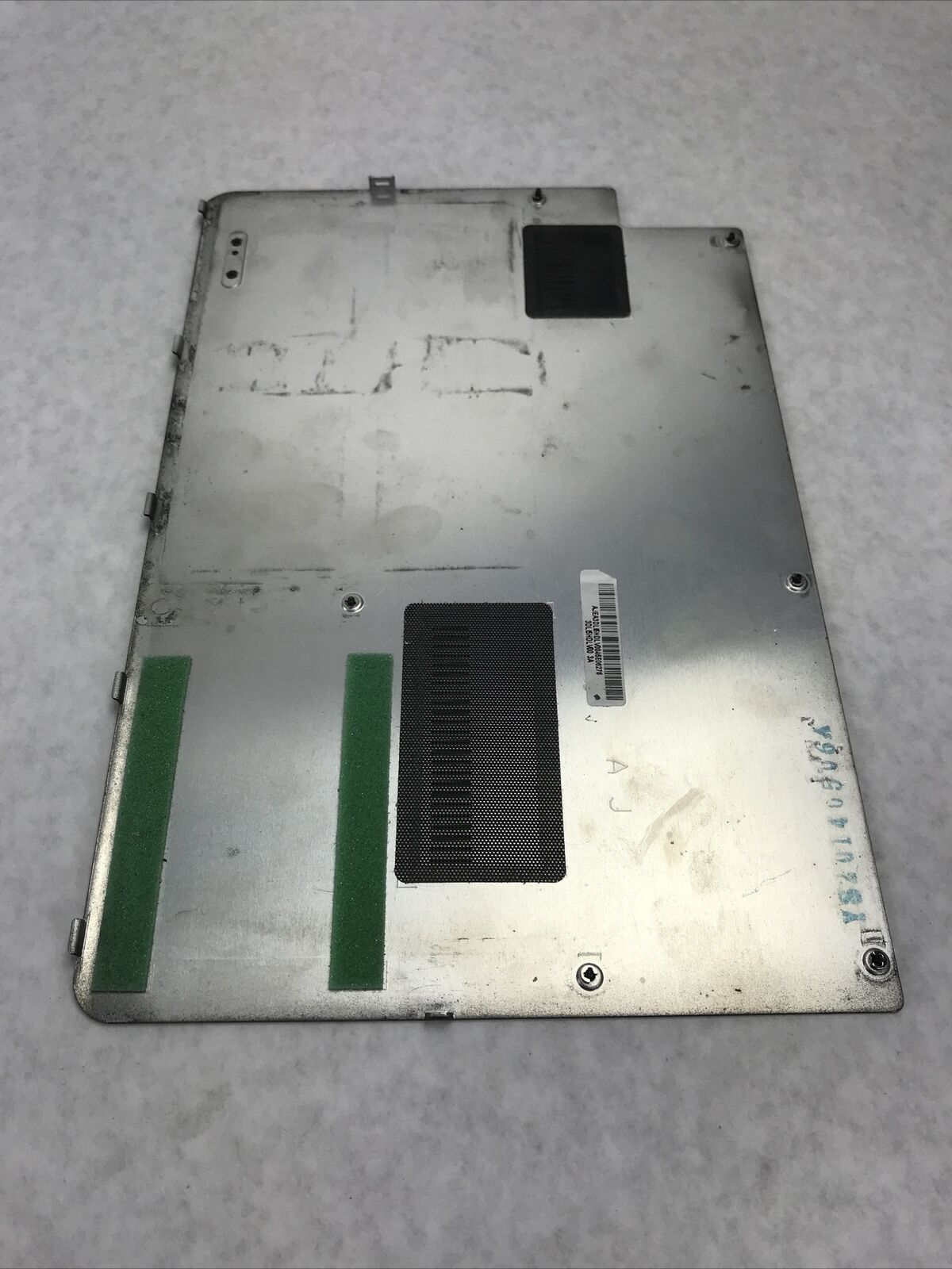 Lenovo Yoga 11e Laptop LCD Bottom Case Cover Door 3DLI5HDLV00 Lot of (3)