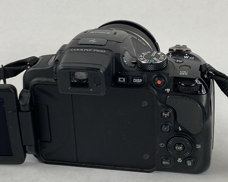 Nikon Coolpix P610 Digital Camera Black w/ Battery - READ