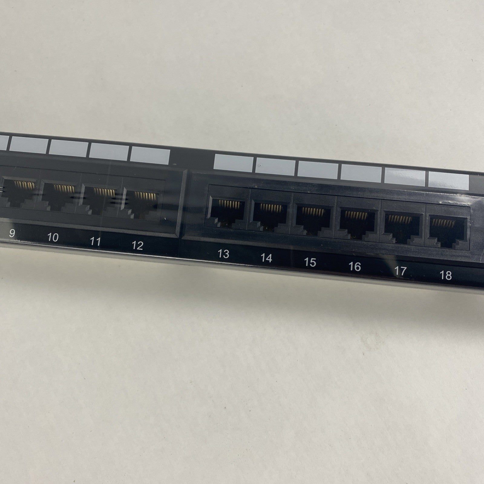 Cable Matters RJ45 110-Type 24-Port Cat 6 1U Patch pannel Open Box Sealed6