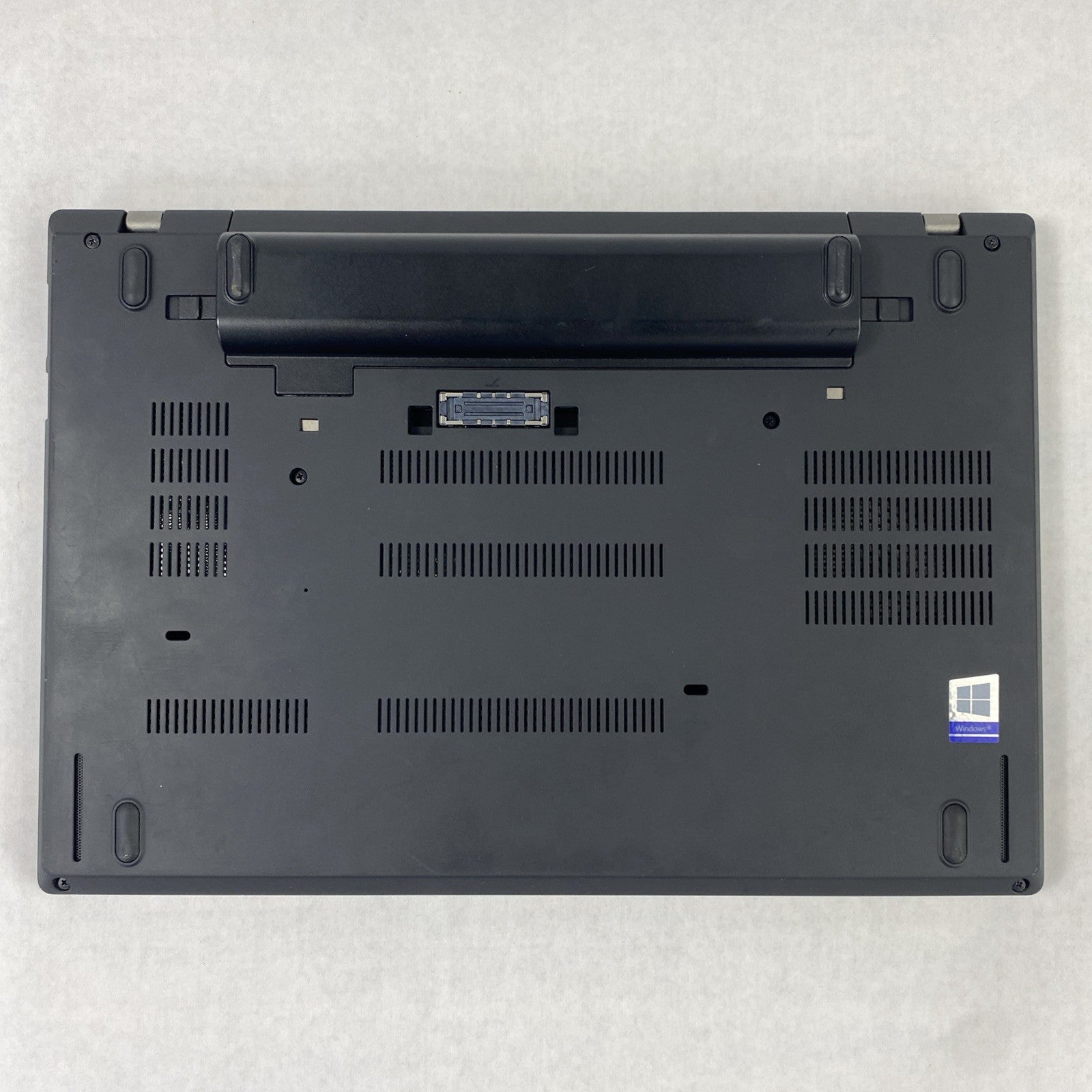 Lenovo ThinkPad T470 Intel Core i5-7300U 2.6 GHz 8 GB RAM 14.0" No HDD No OS