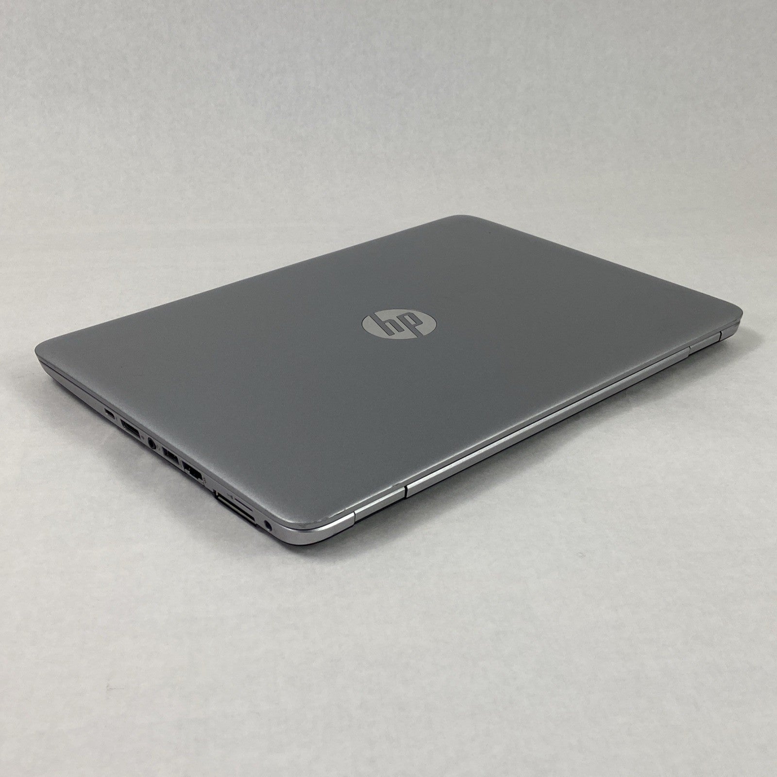 HP EliteBook 840 G3 Core i5-6300U 2.4 GHz 8GB RAM 14" No Battery No HDD No OS