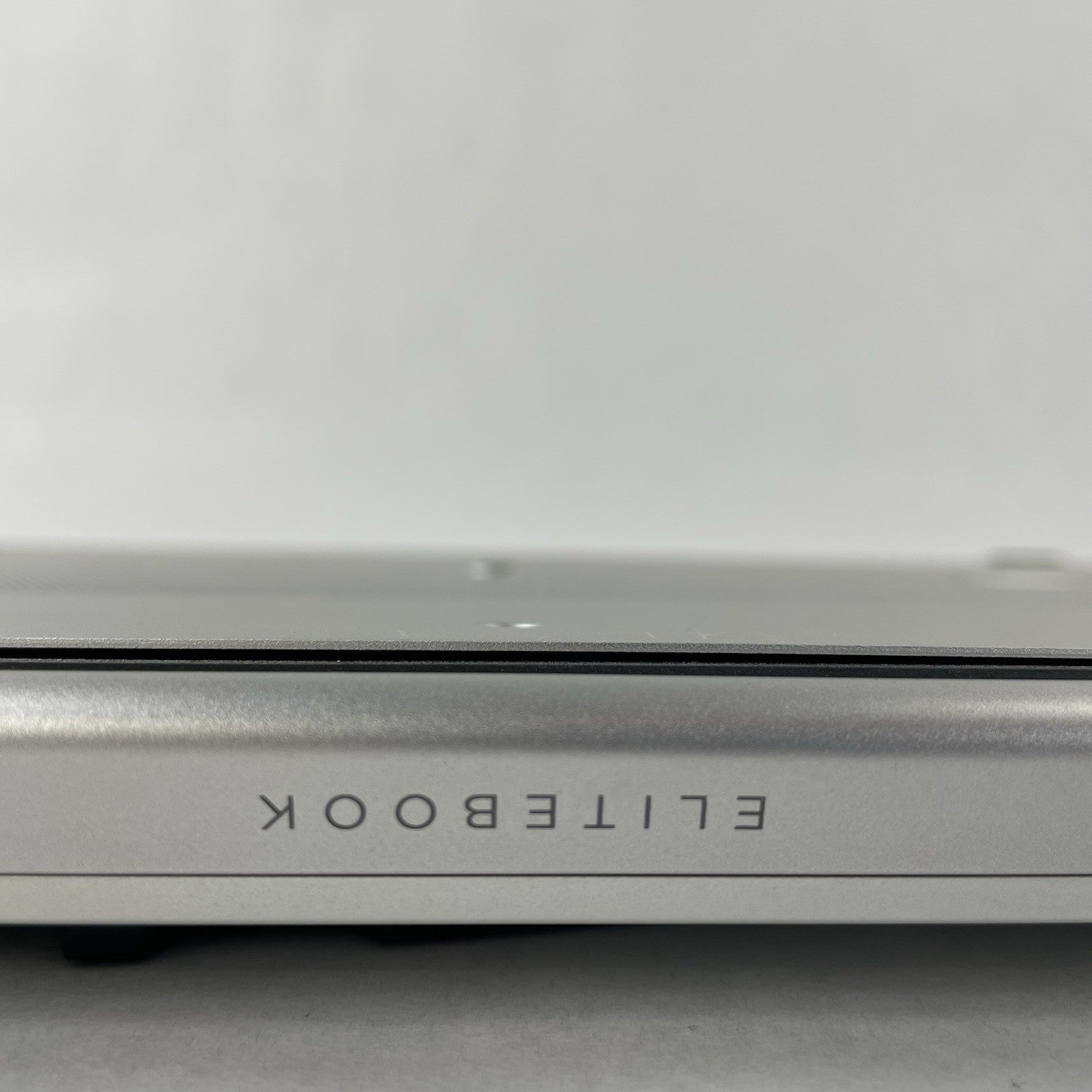 HP EliteBook 850 G6 15.6" i5-8365U 1.60 GHz 8GB RAM No SSD/OS/AC - Curved Bottom17