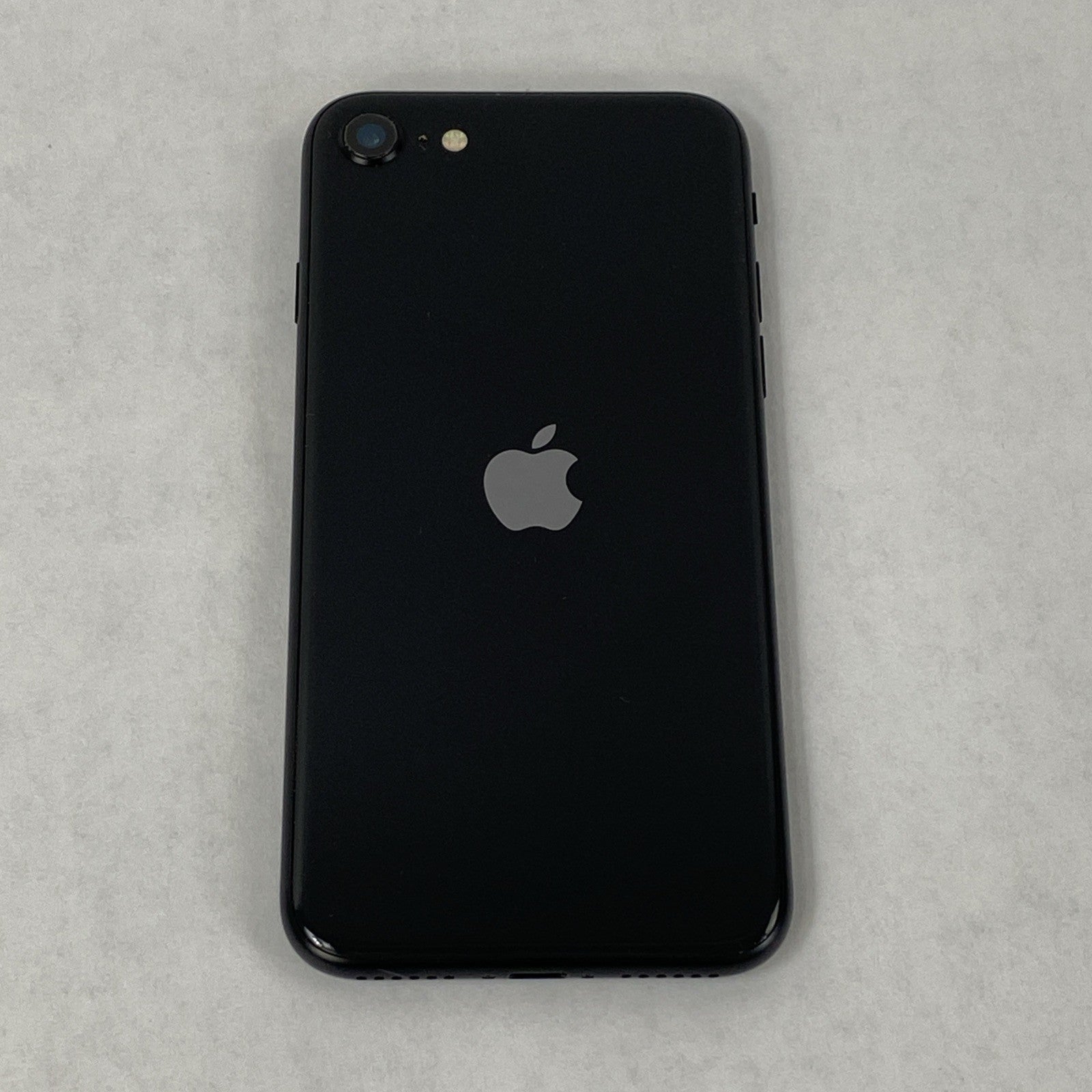 Apple iPhone SE 2nd Gen A2275 128GB Unlocked 4.7" Black IOS 26.0.111