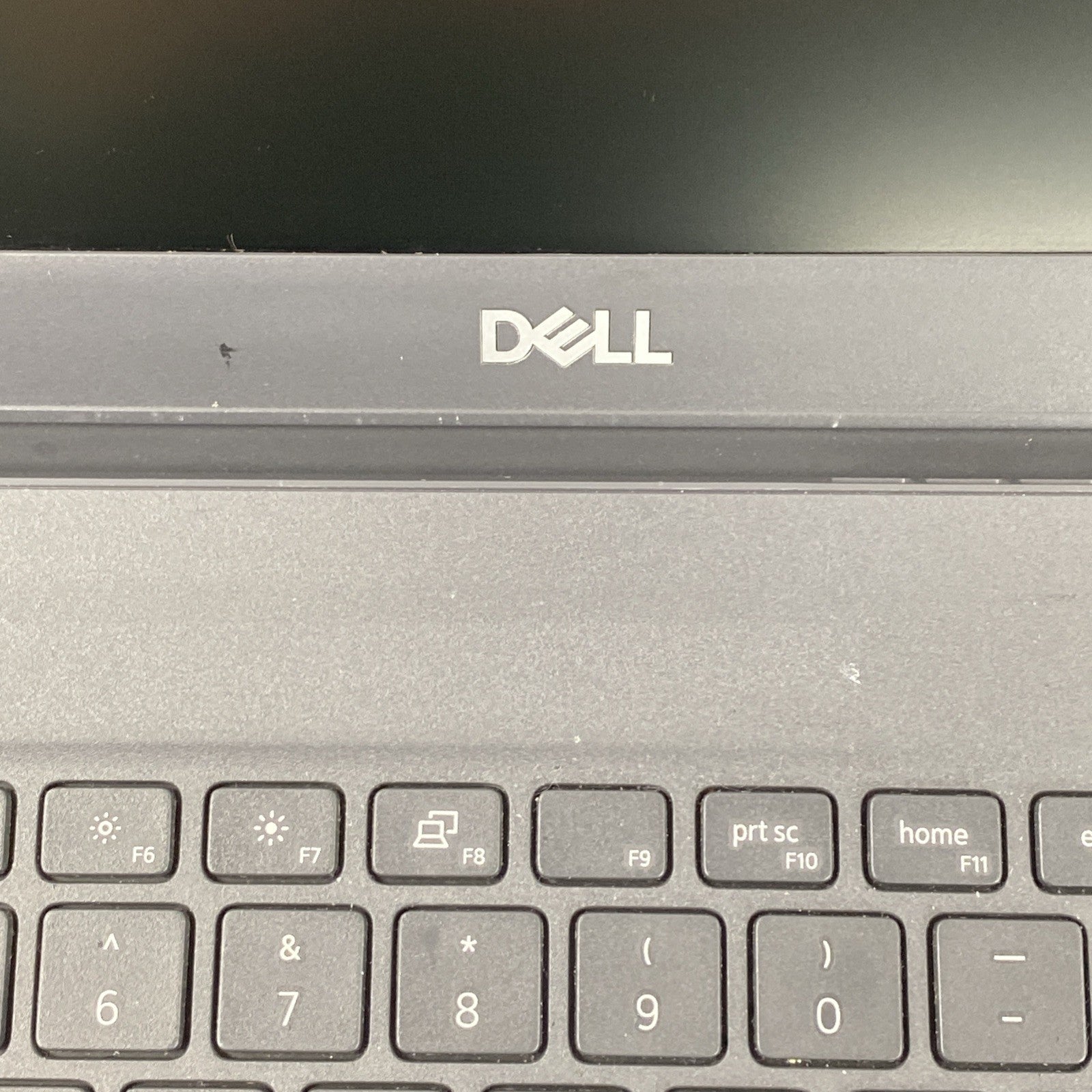 Dell Latitude 3510 Intel Core i5-10210U 1.60 GHz 16 GB RAM 15.6" No SSD No OS