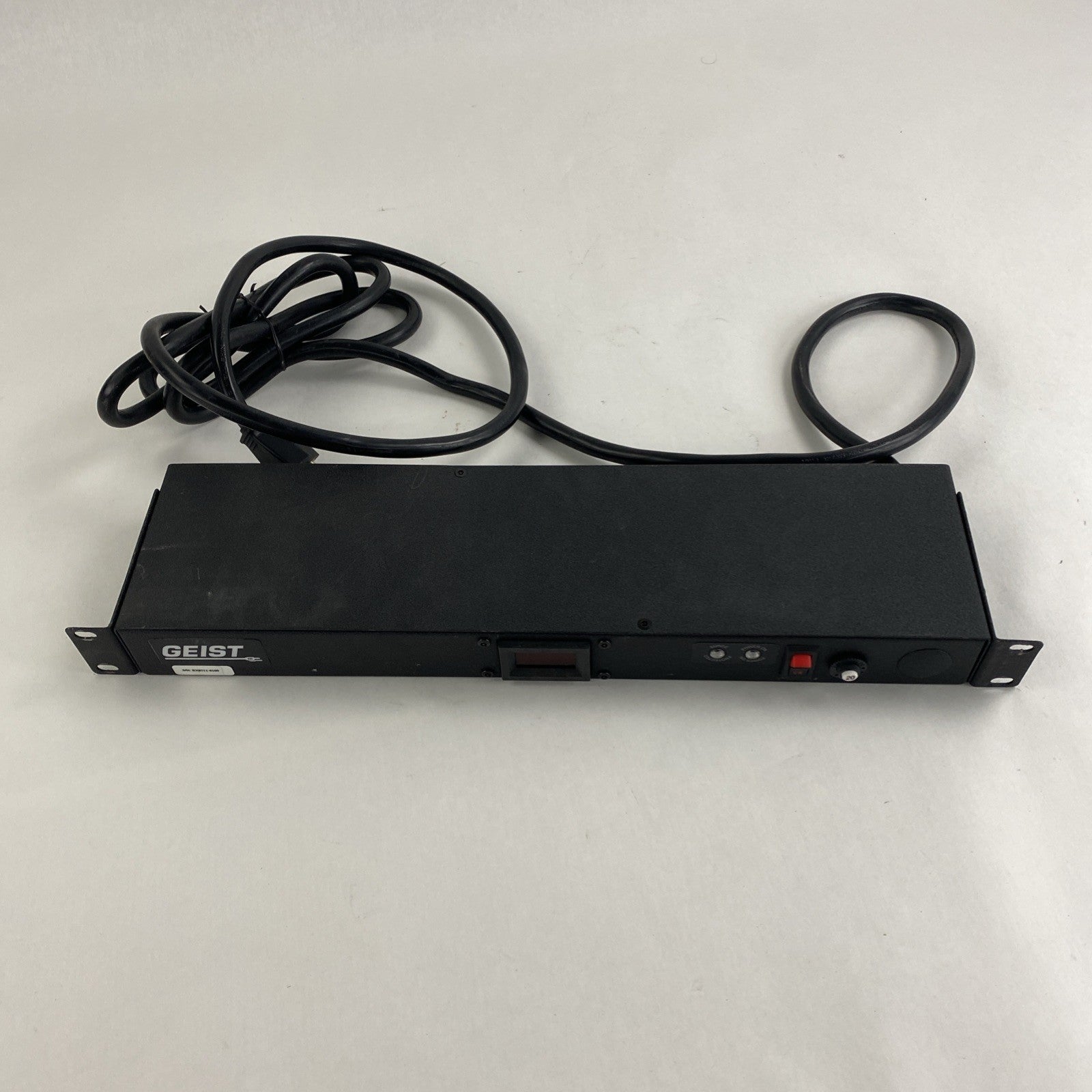 Geist SPC104-1020 10 Outlet 125VAC 20A Power Strip2