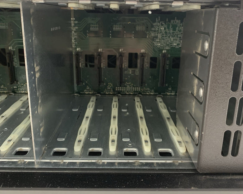 Data Domain DD510 S5000PSL Array 1x Intel Xeon 5110 1.6GHz 4GB RAM No OS/HDD