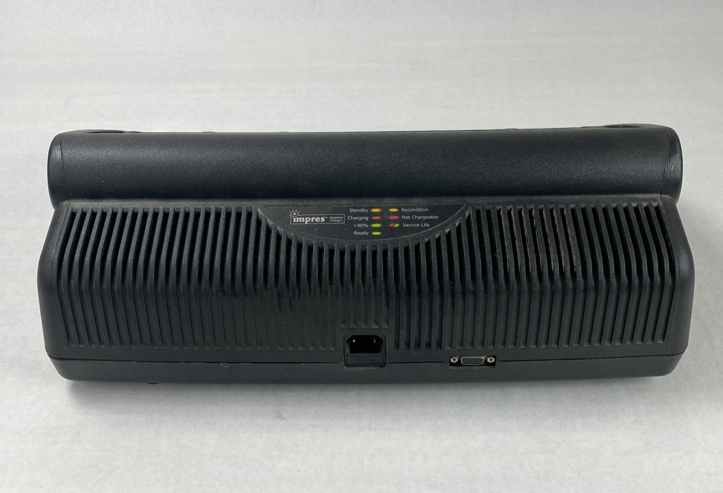 Motorola WPLN4197A Impres 6-Unit Adaptive Charger with Power Cord