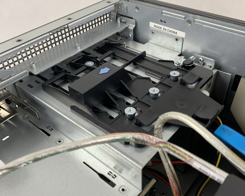 Dell PowerEdge 2900 Server Intel Xeon E5410 2.33 GHz 16 GB Ram No OS No HDD