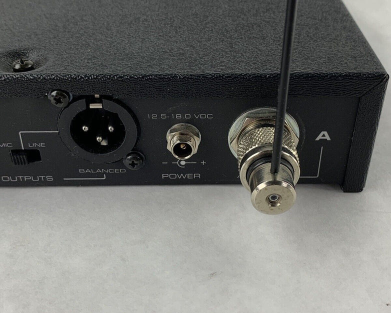 Vintage Shure LX4 Wireless Receiver Only Power Tested 2x Antenna