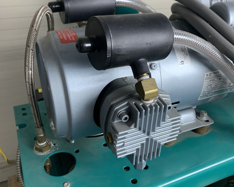 ADP Apollo A0C0S22D Dental Air Compressor Unit Oil Lubricated 1HP 230V