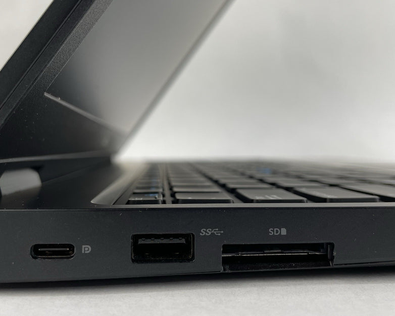 Dell Latitude 5580 15.6" i5-6300U 2.40 GHz 8 GB RAM No SSD/OS/AC